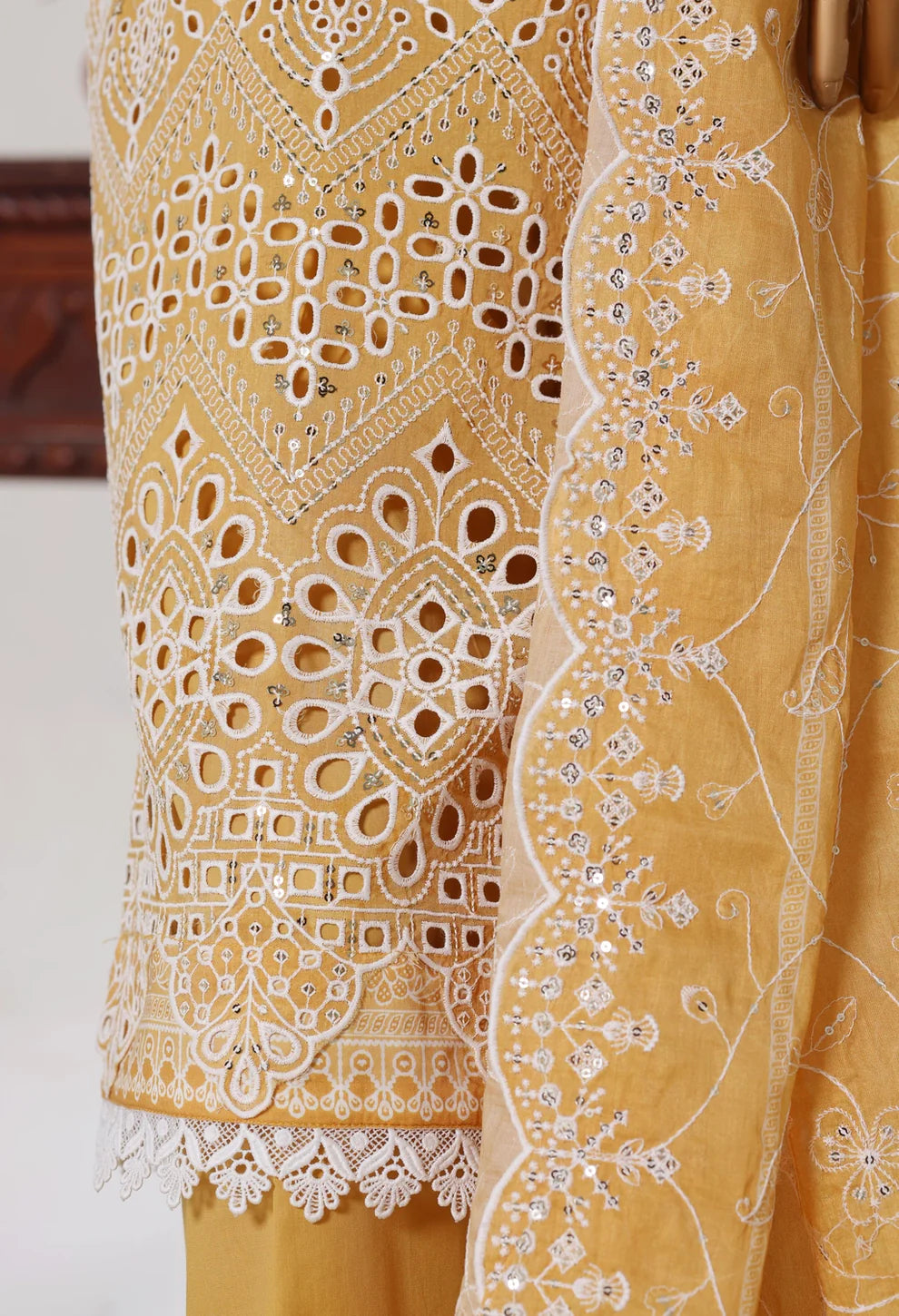 RTW White & White Embroidered Lawn – 8