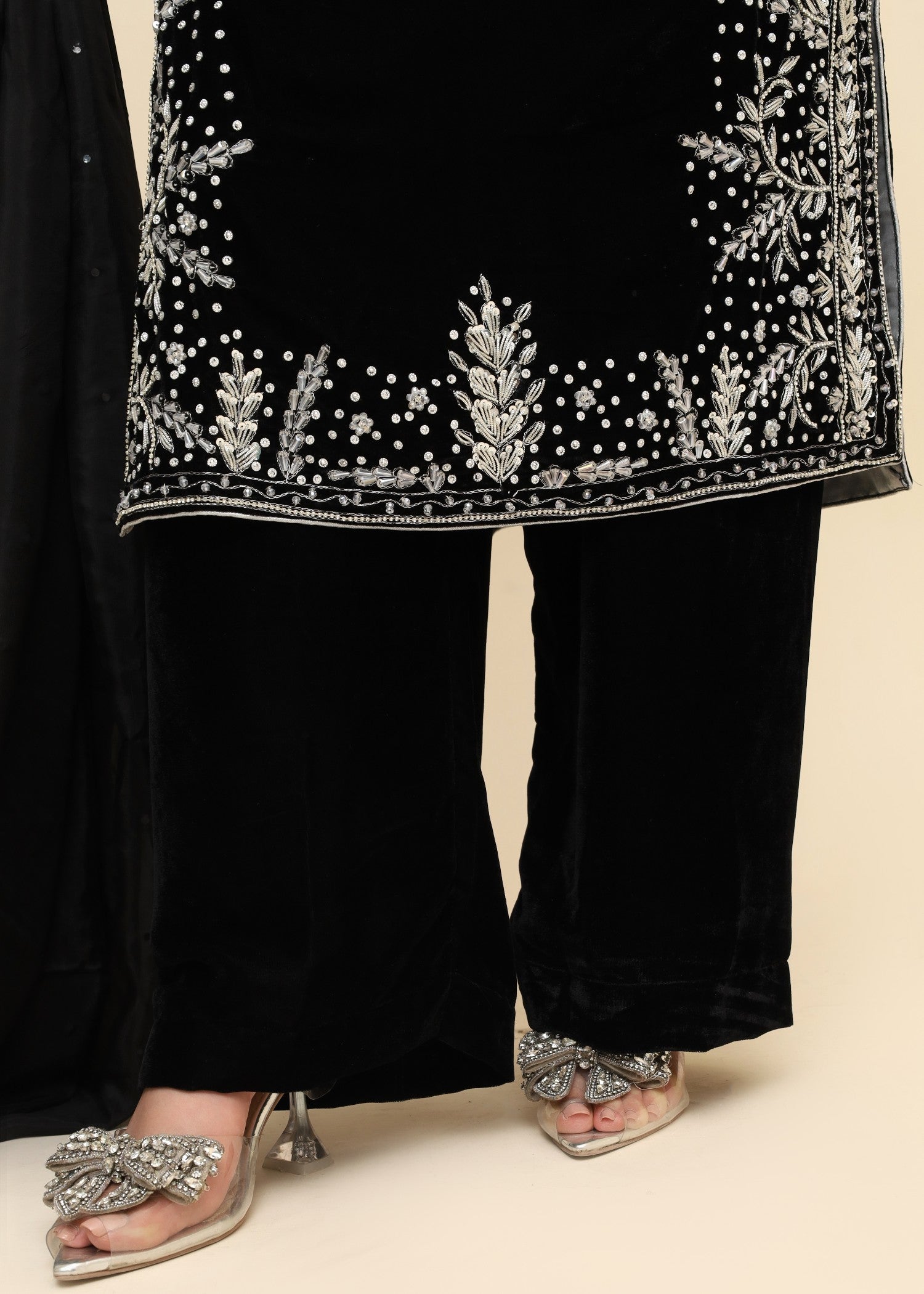 velvet Kurta Set in Black