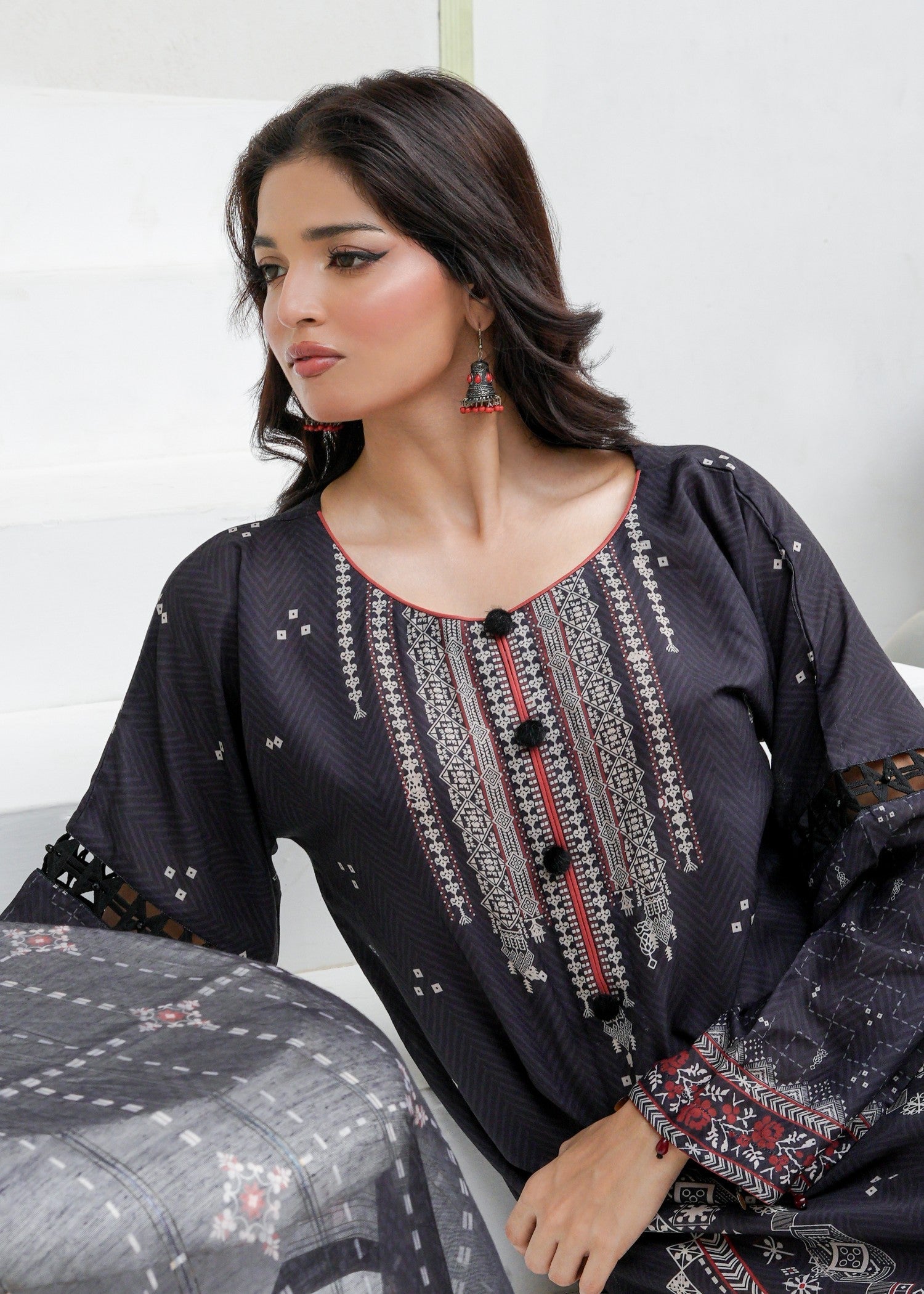 swiss lawn Unstitched in Black