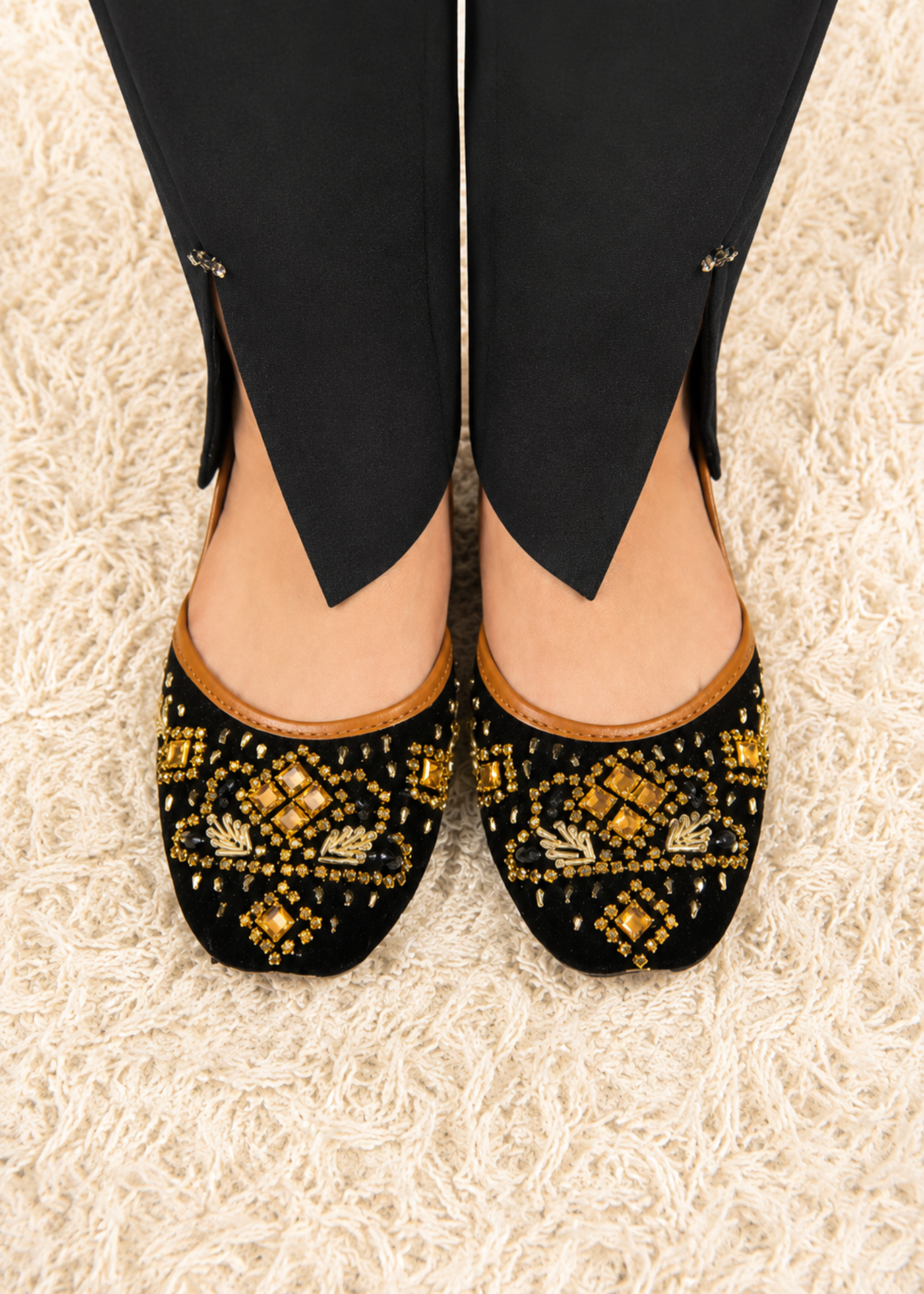 Khussa in Black by - High Quality Women Khussa RQH5576