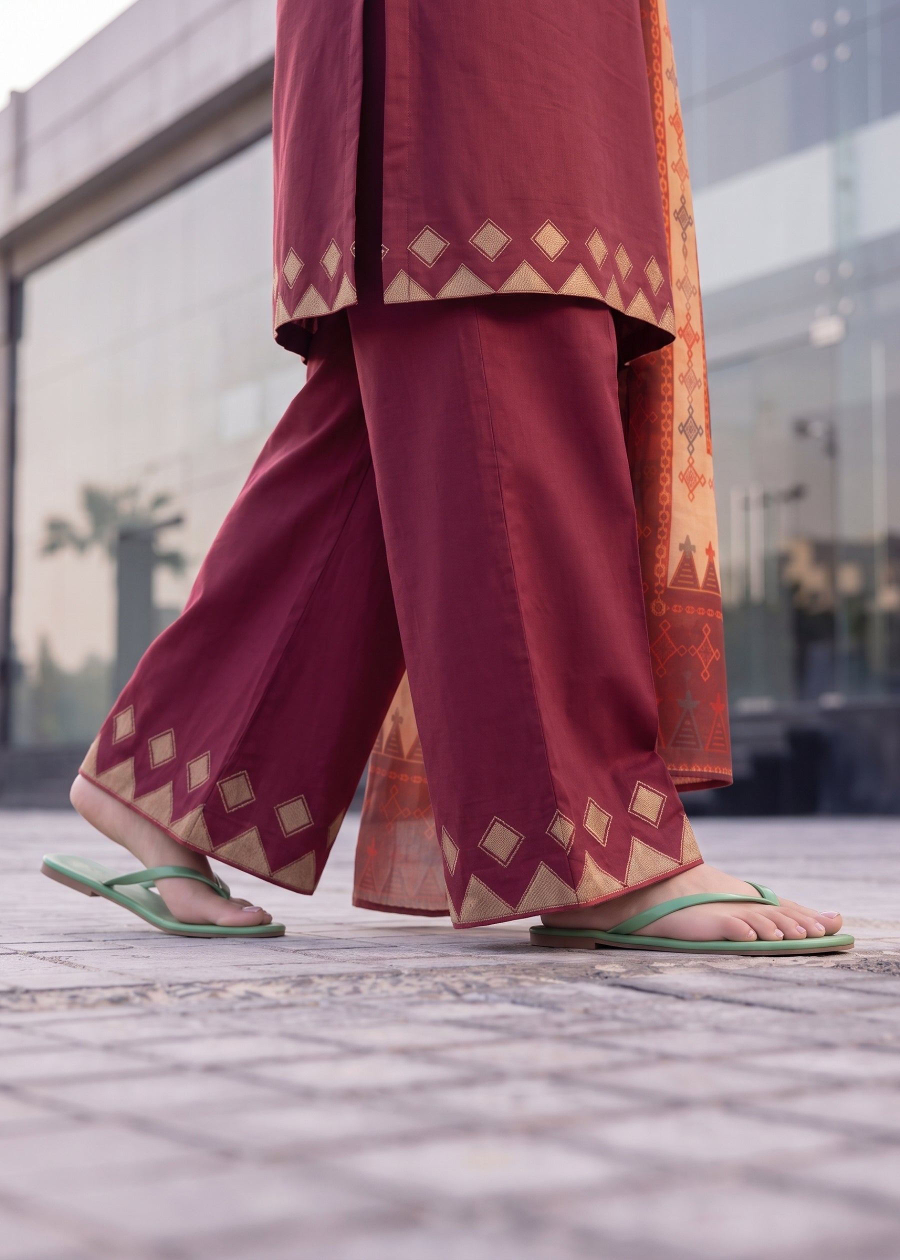 grip Kurta Set in Maroon
