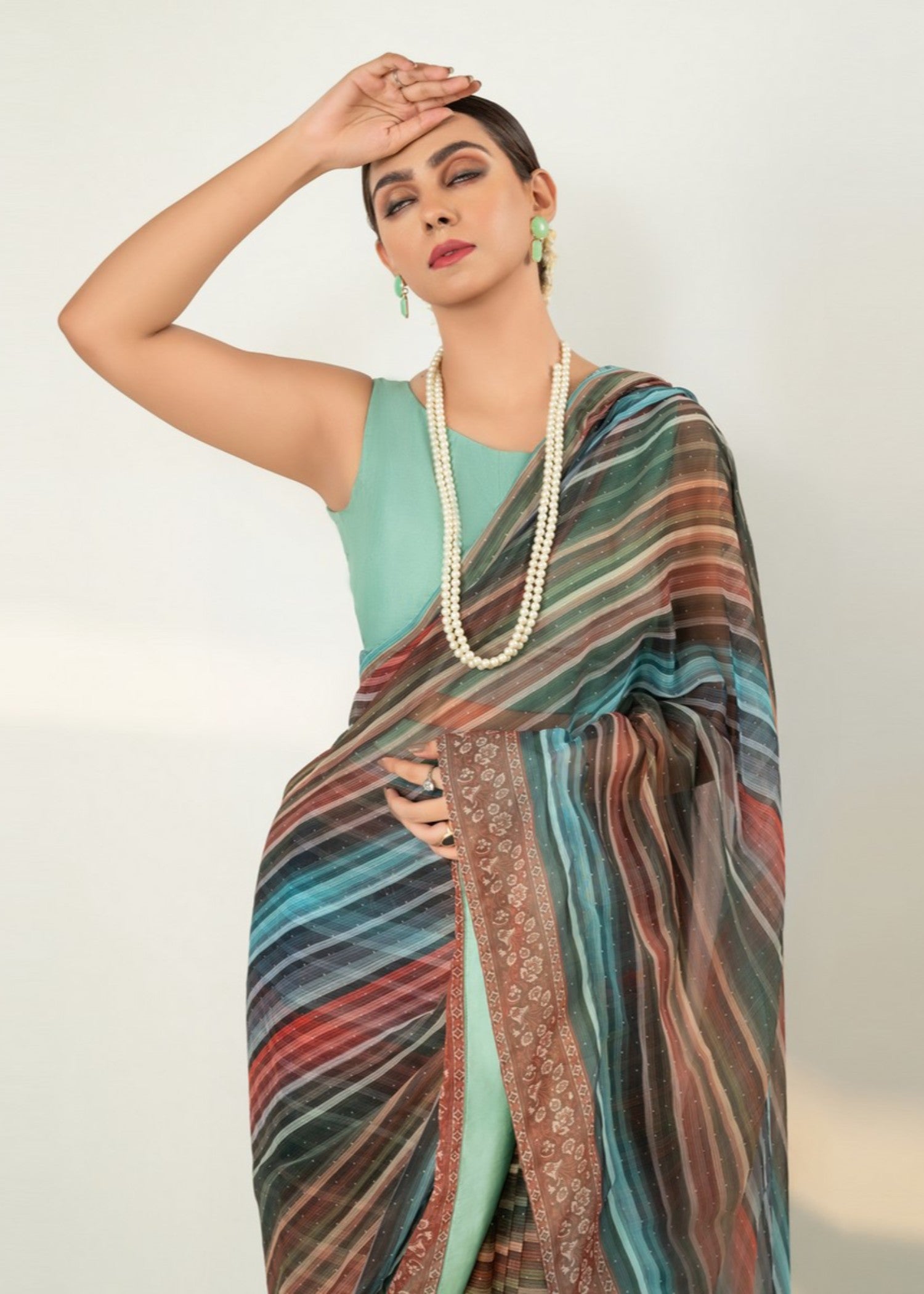 raw silk Saree in Multi