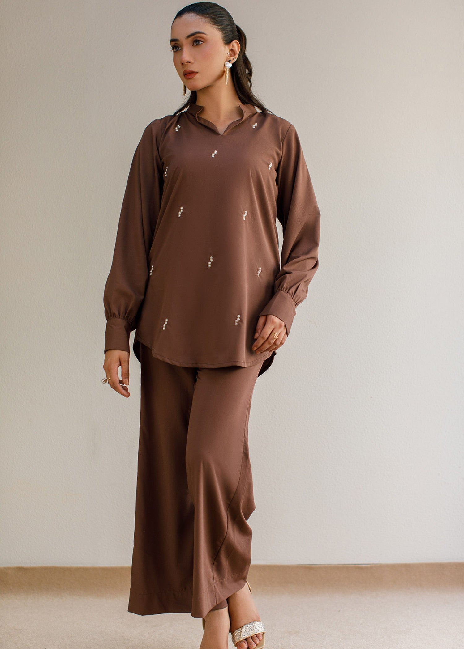 crepe Top in Mocha brown