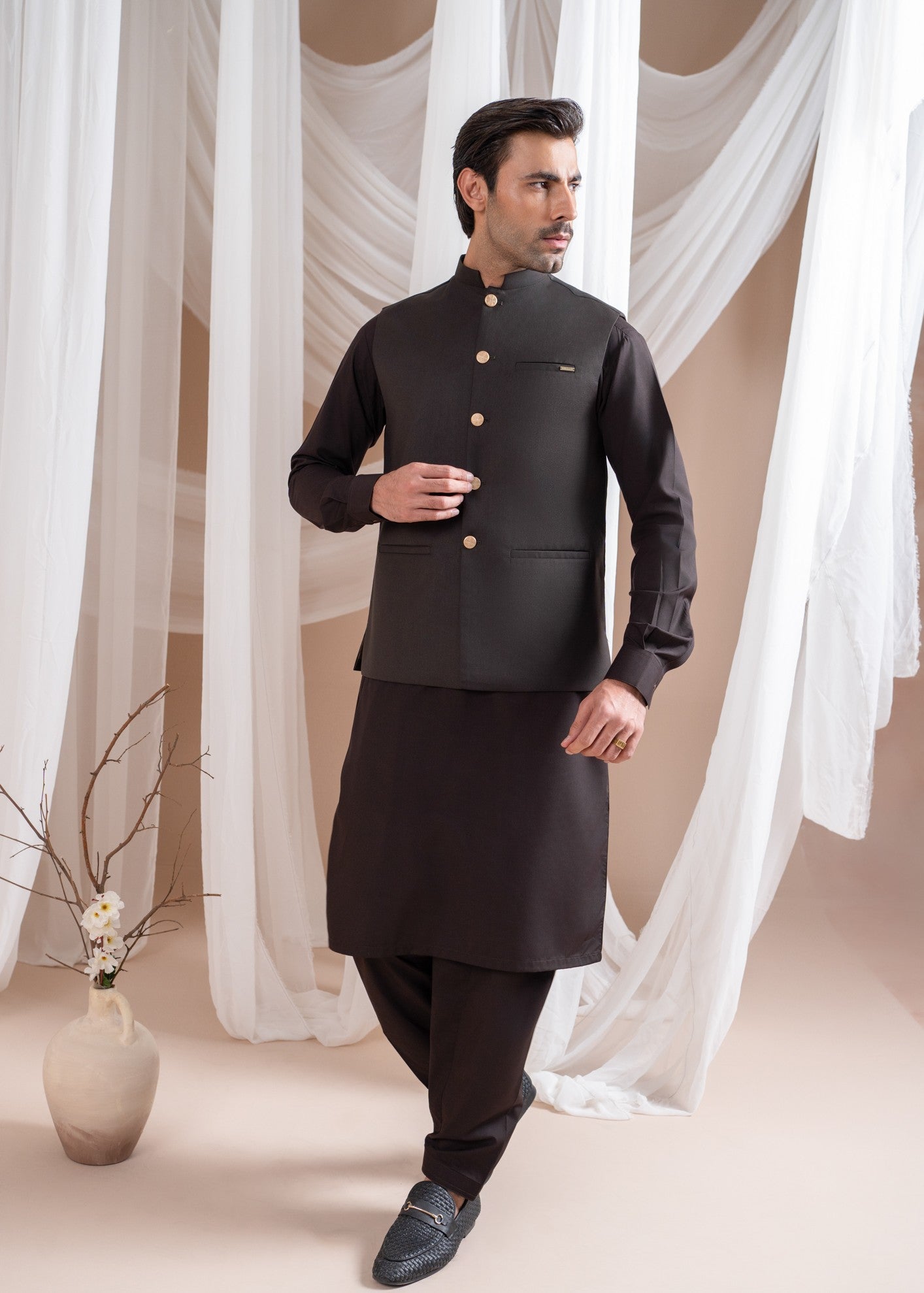 suiting Waistcoat in Dark brown by Muraqsh