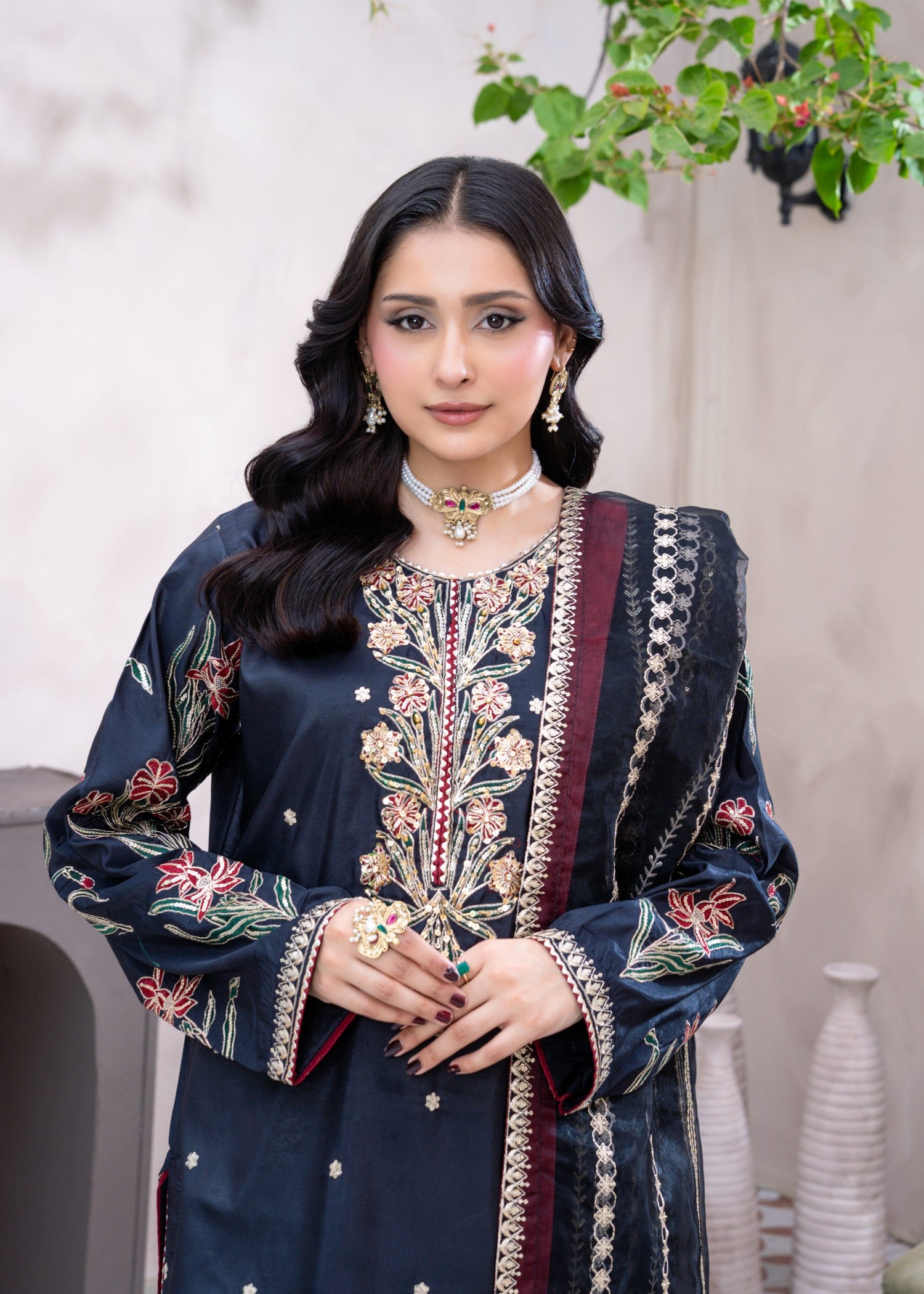 thai silk Kurta Set in Black