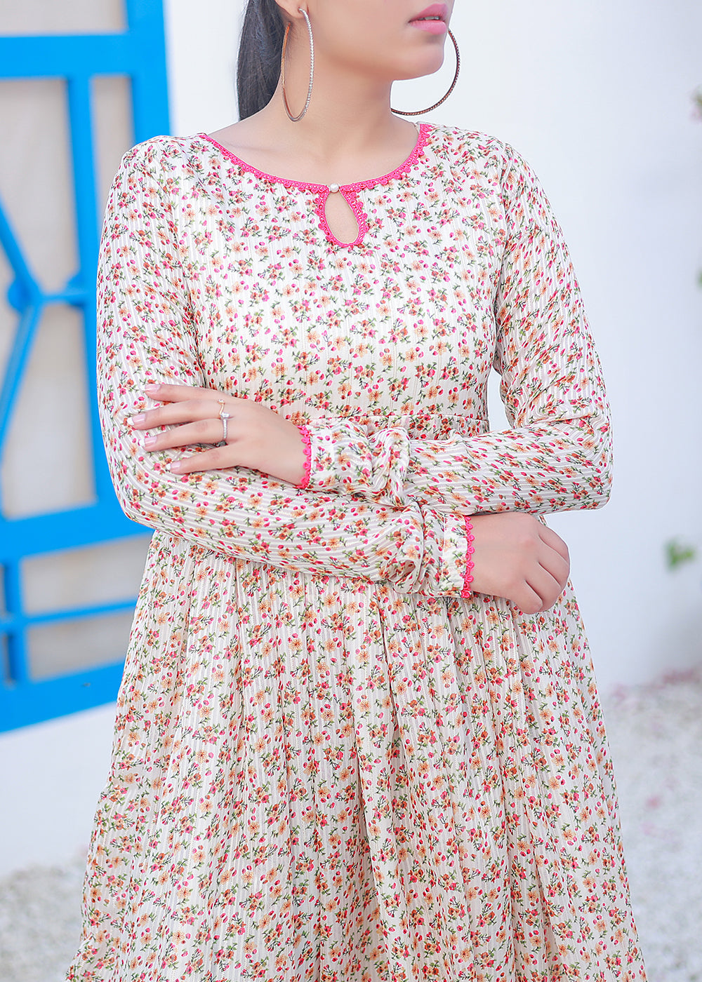 crinkle Maxi in Floral white