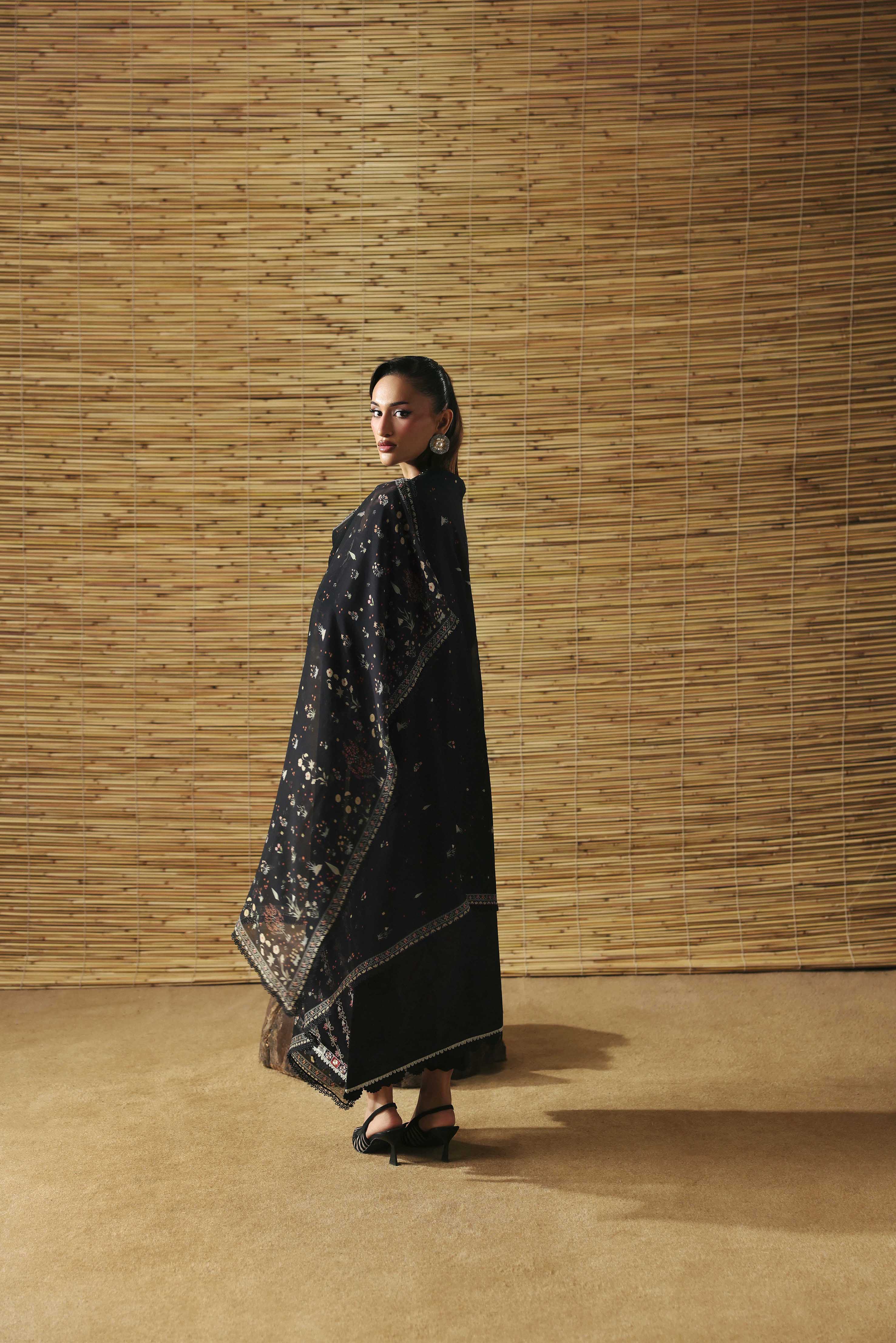 Luxury Lawn – SL-05-26-V2
