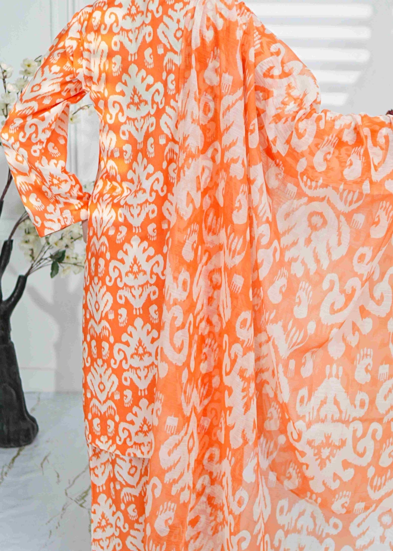 swiss lawn Kurta Set in Orange