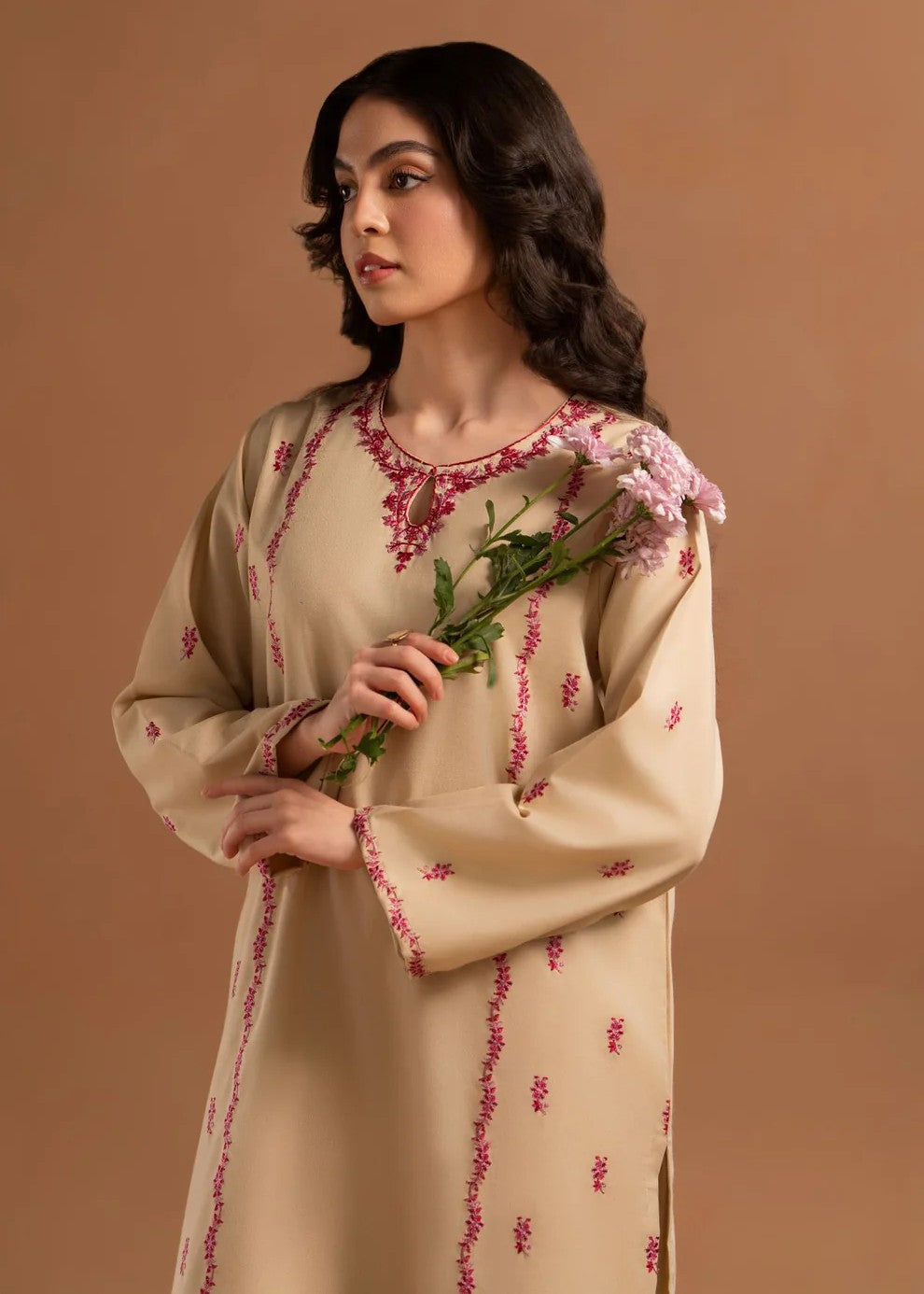 karandi Kurta Set in Beige