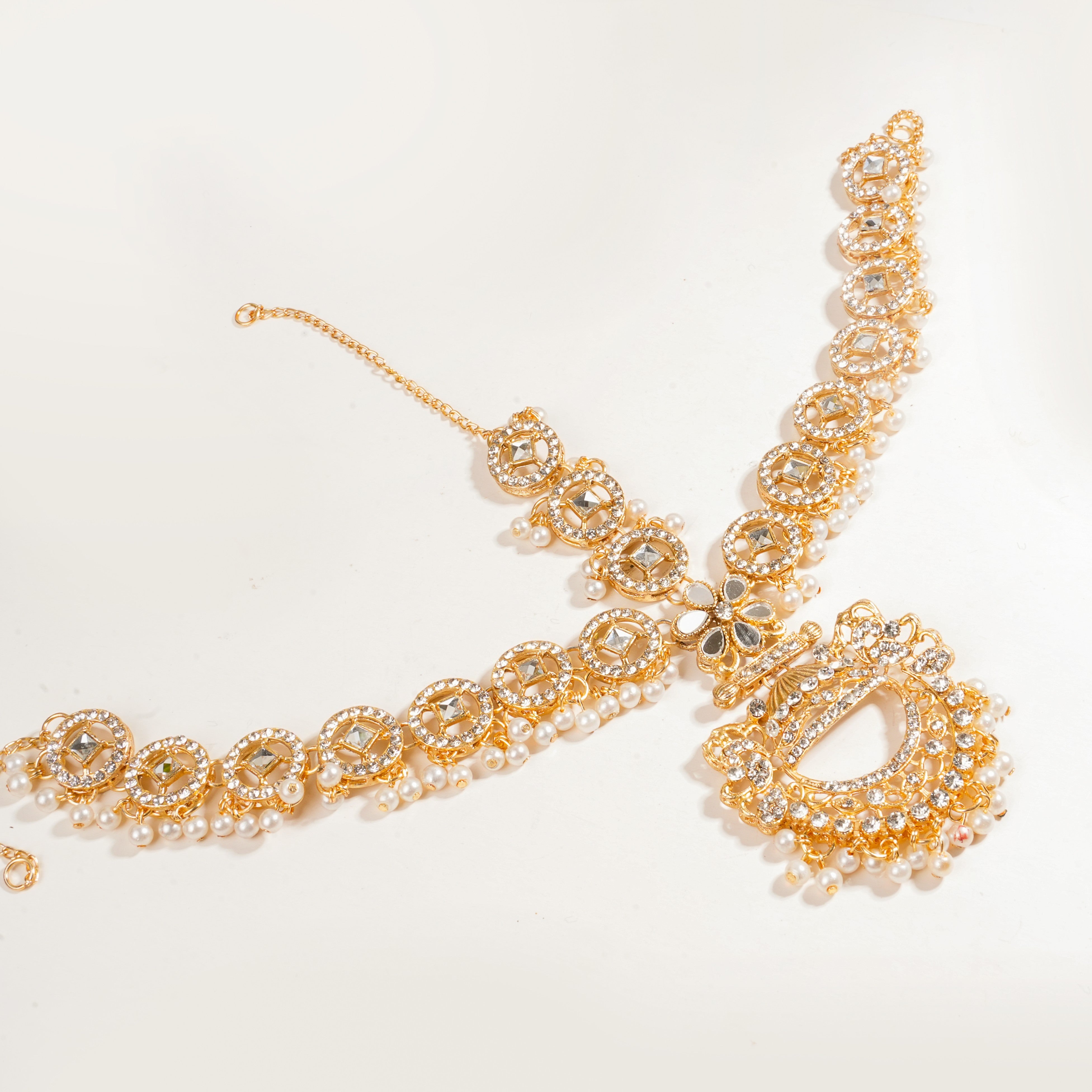 Maatha Pati in Gold, pearl white Color by - Trendy Women Maatha Pati TQP5625