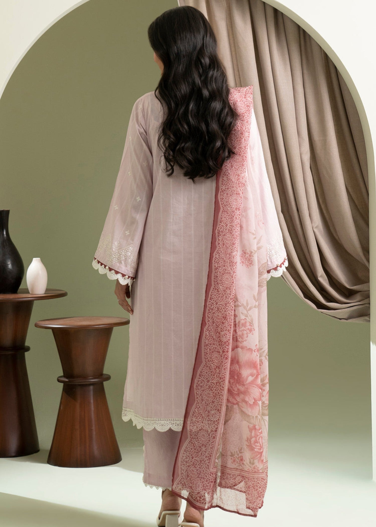 dobby Unstitched in Light pink