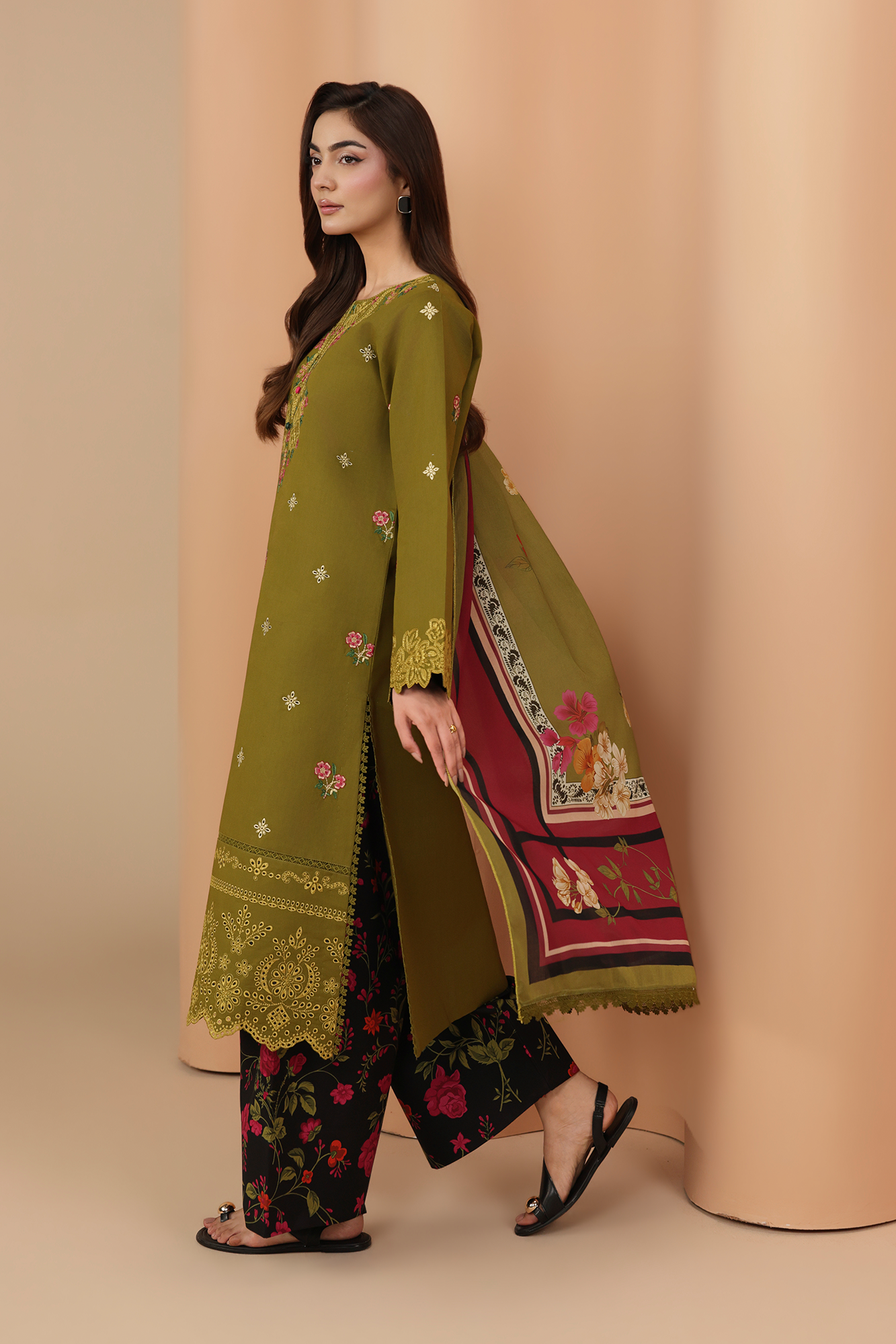 Jahaan Lawn Edit – J-10