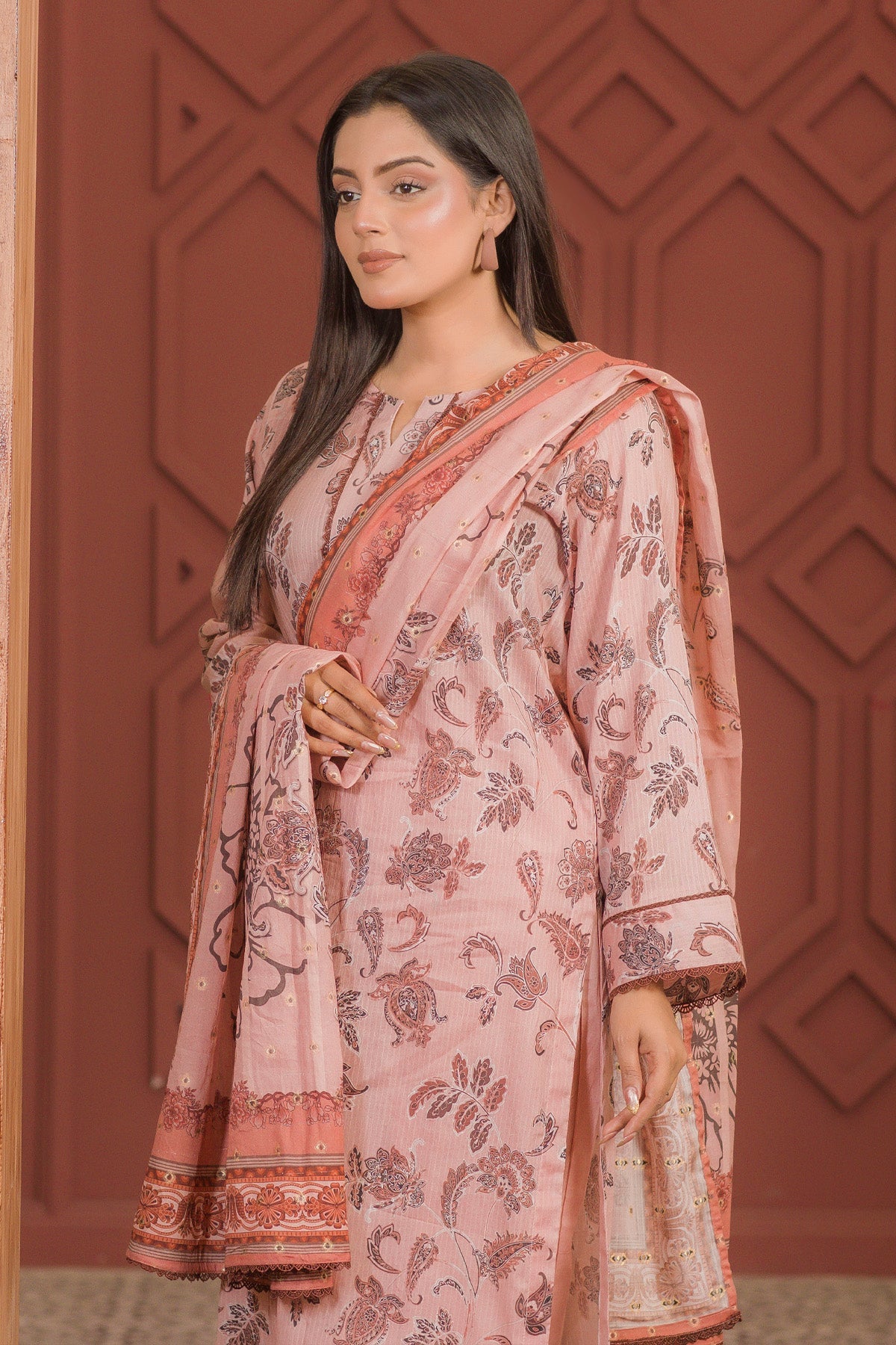 lawn voile Kurta Set in Peach pink