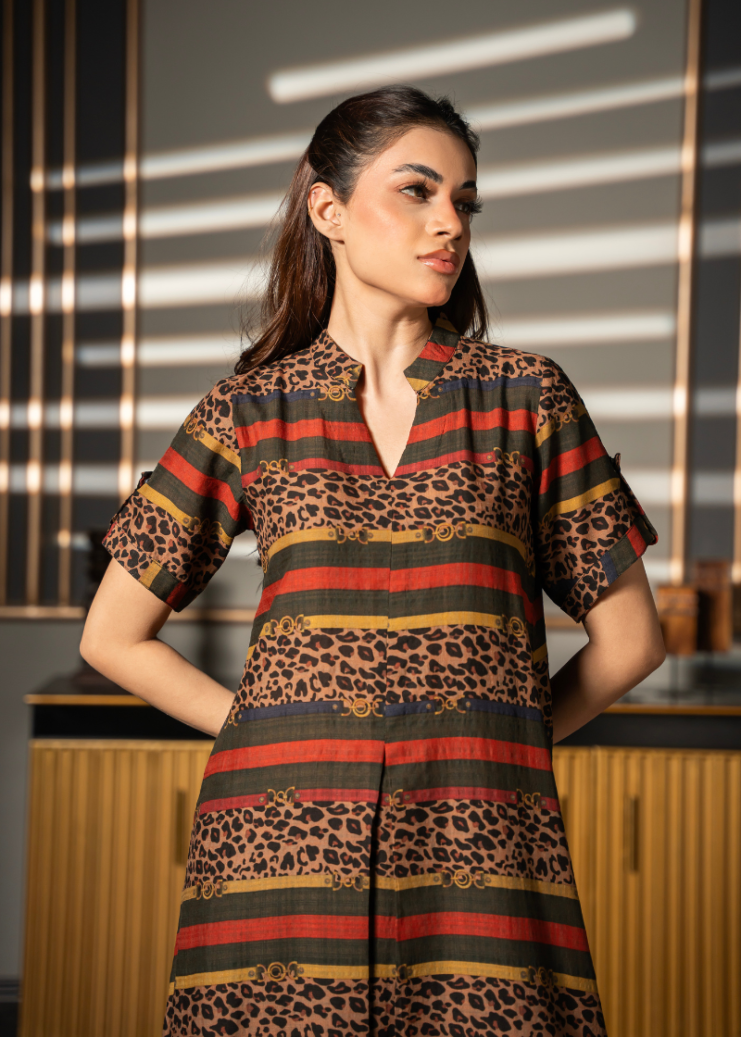 lawn Kaftan in Dark brown