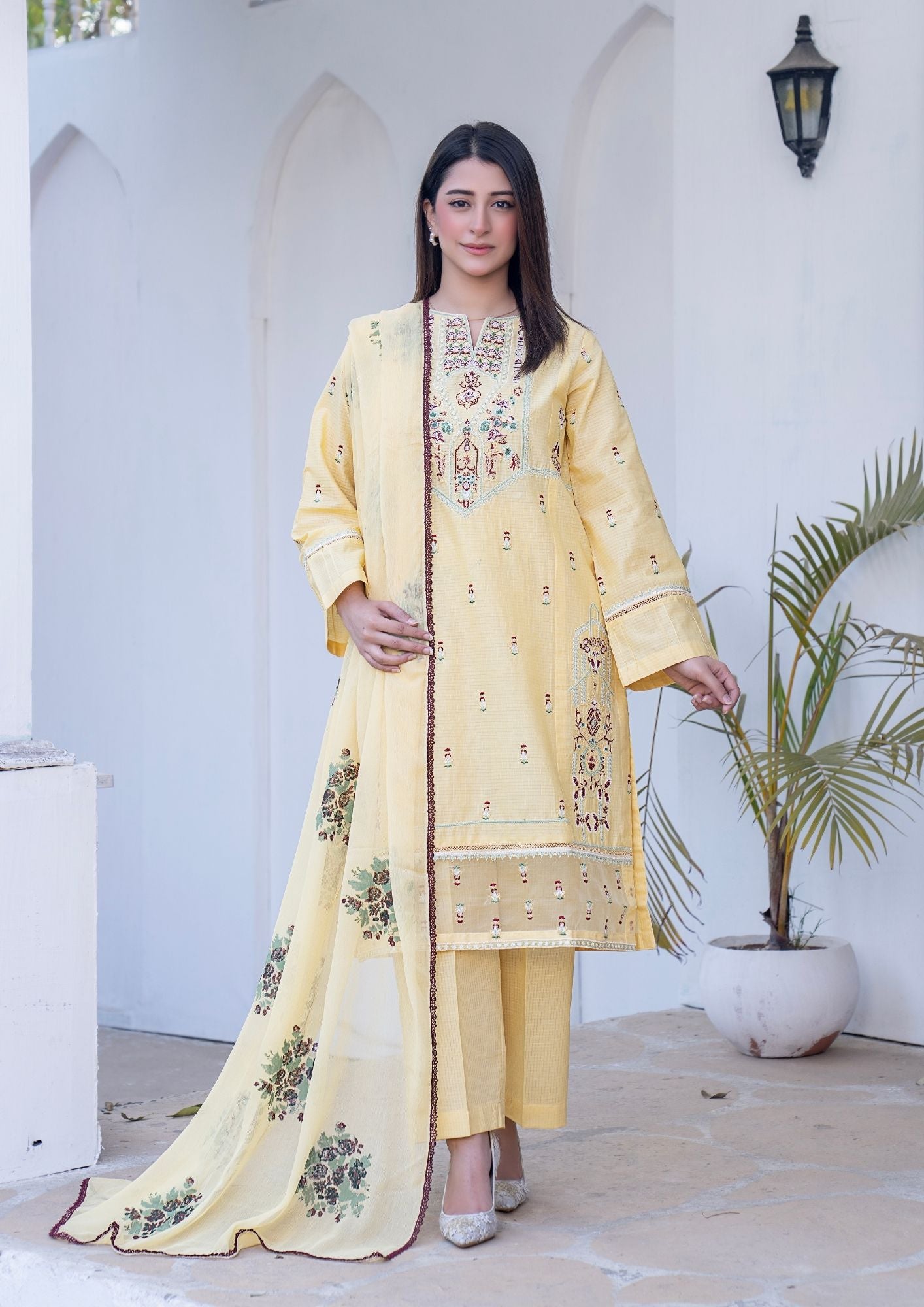 lawn Kurta Set in Lemonade