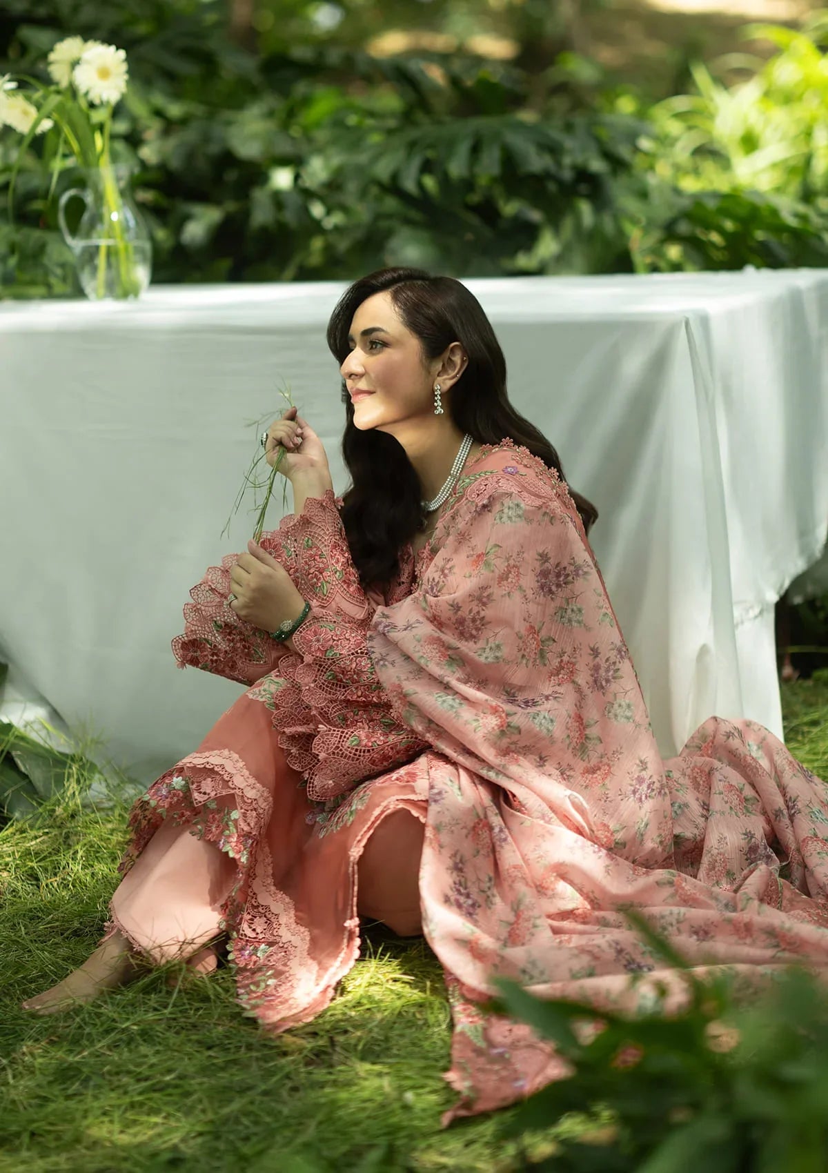 Luxury Lawn – ELQ-5a Endless Love