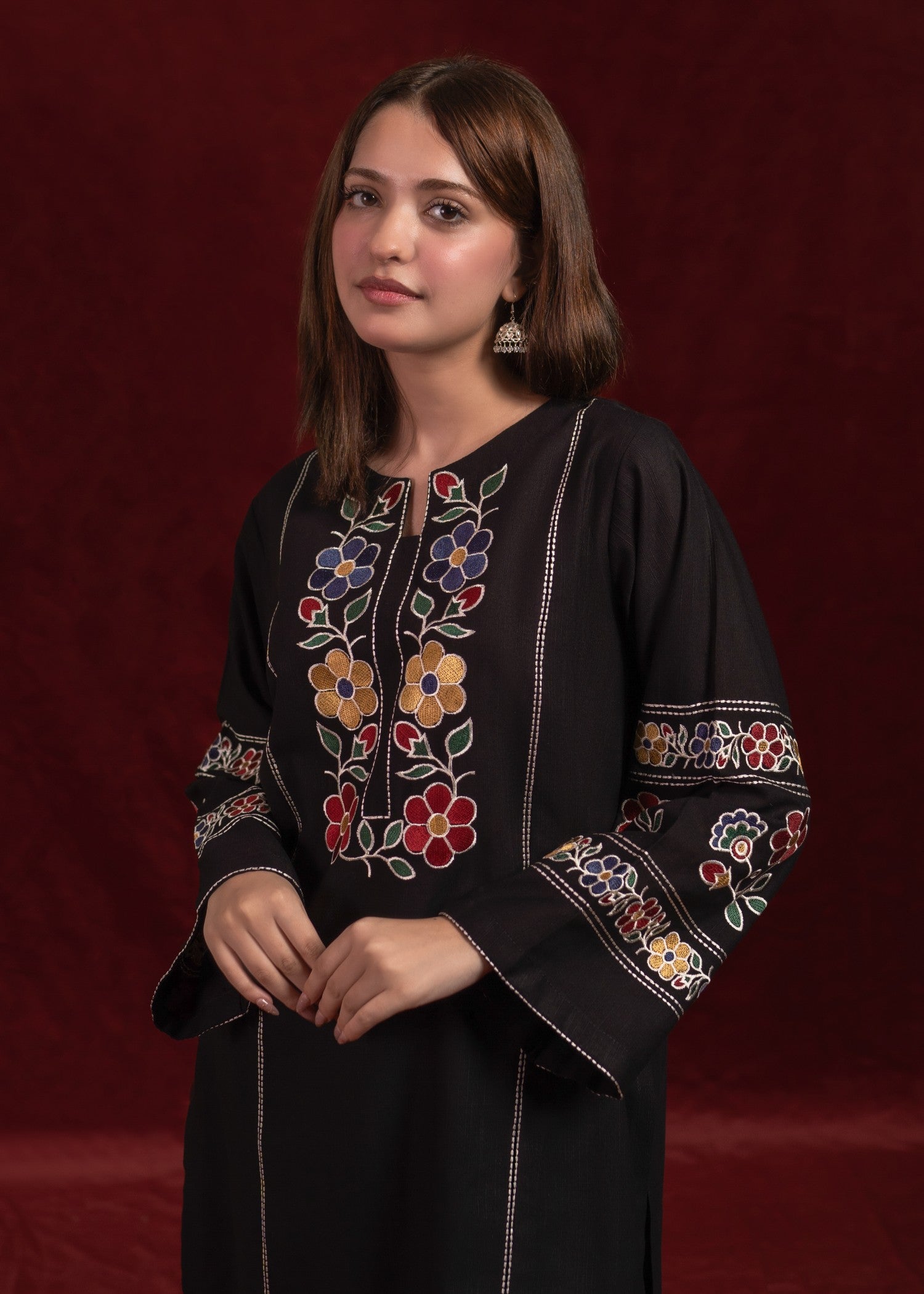 slub khaddar Kurta Set in Black