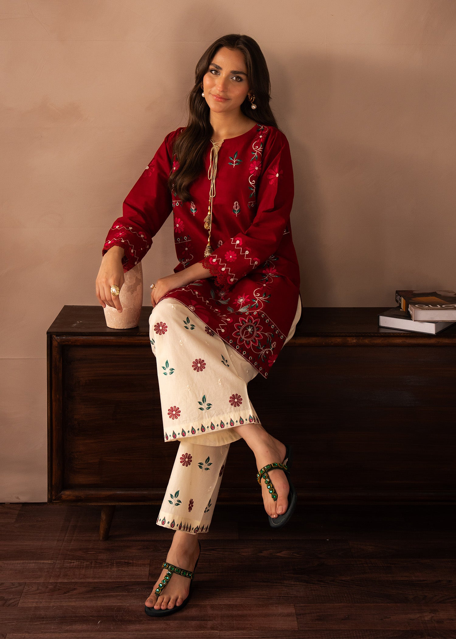 lawn Kurta Set in White, red