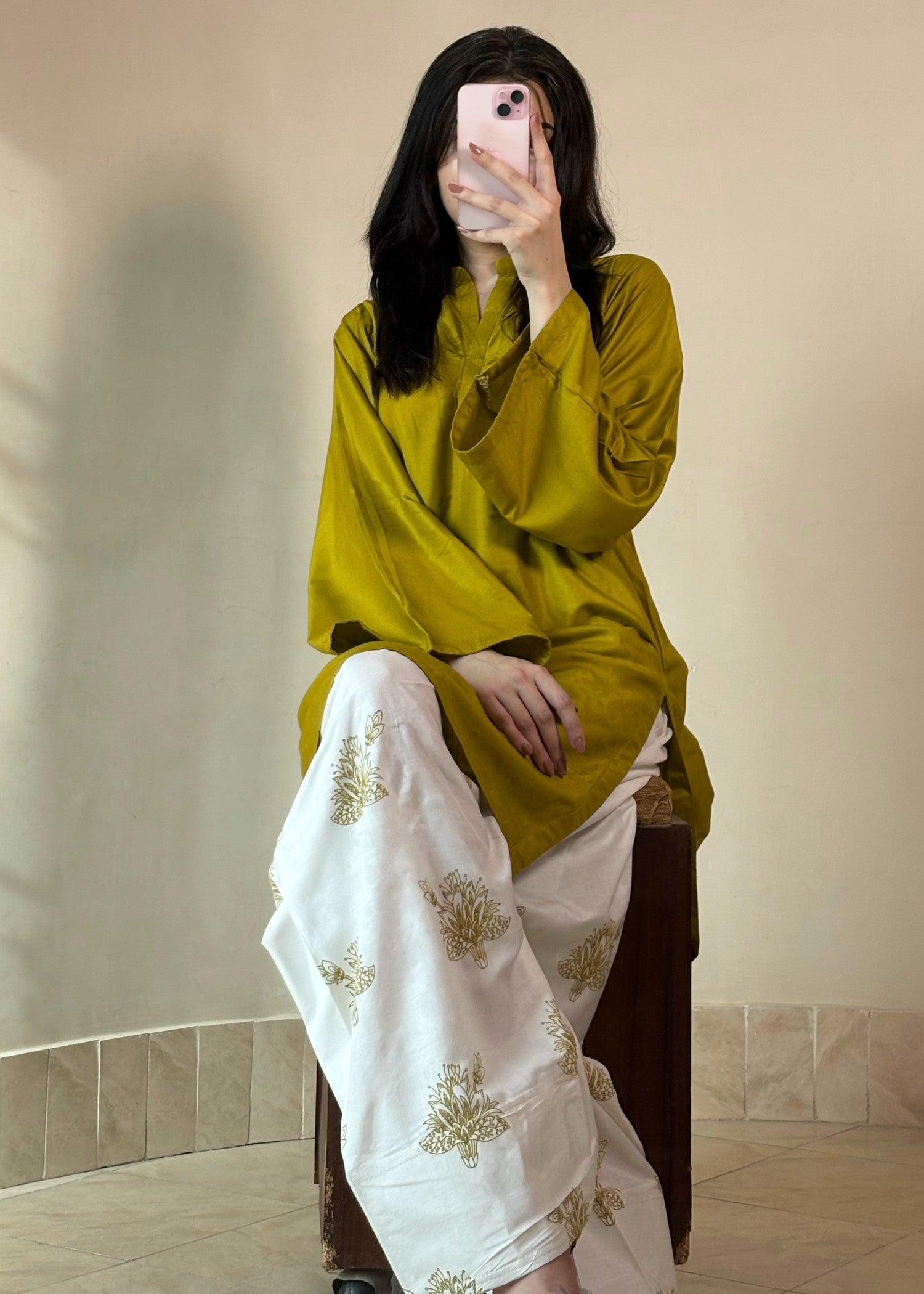 arabic lawn Kurta Set in Apple green