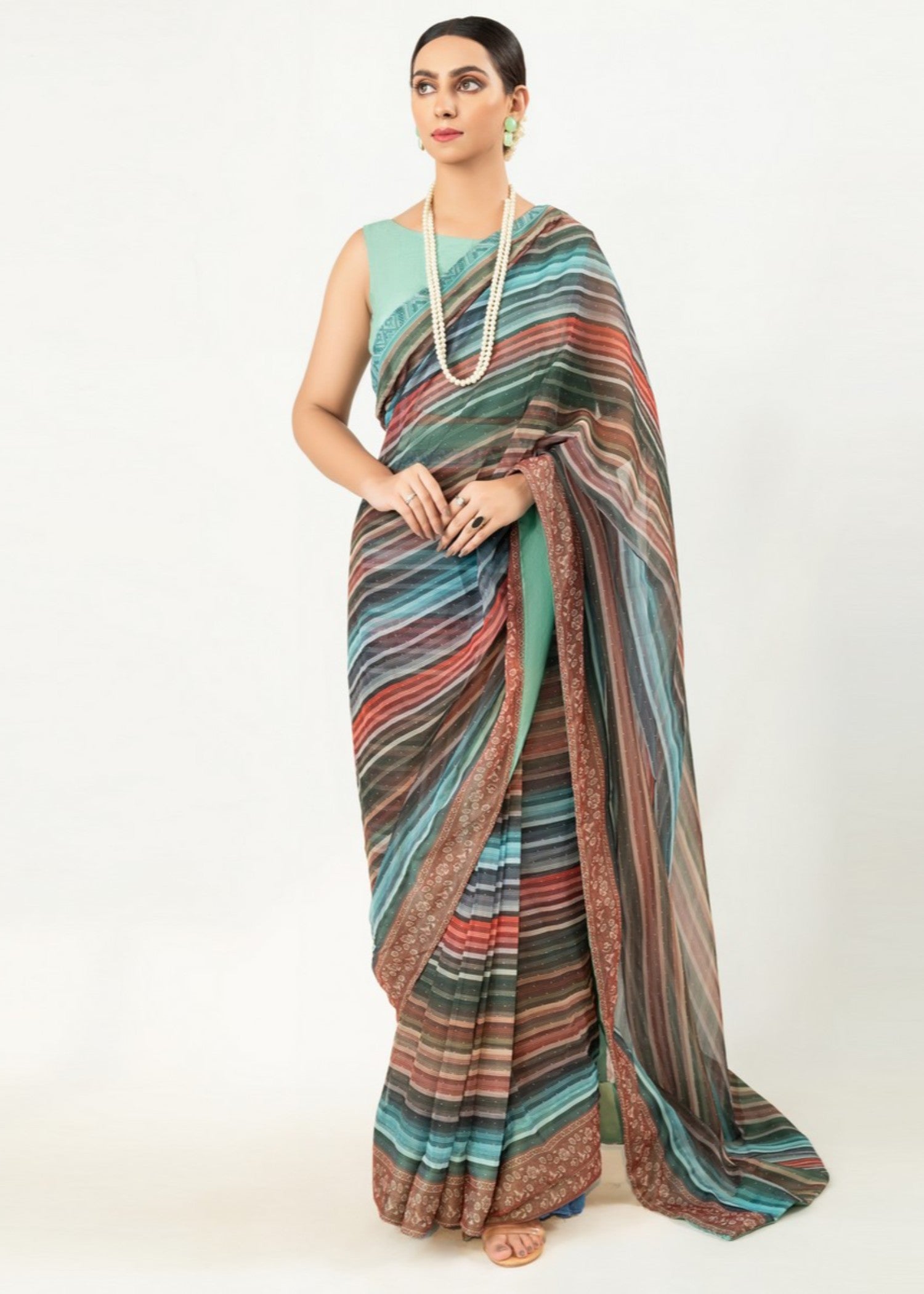 raw silk Saree in Multi