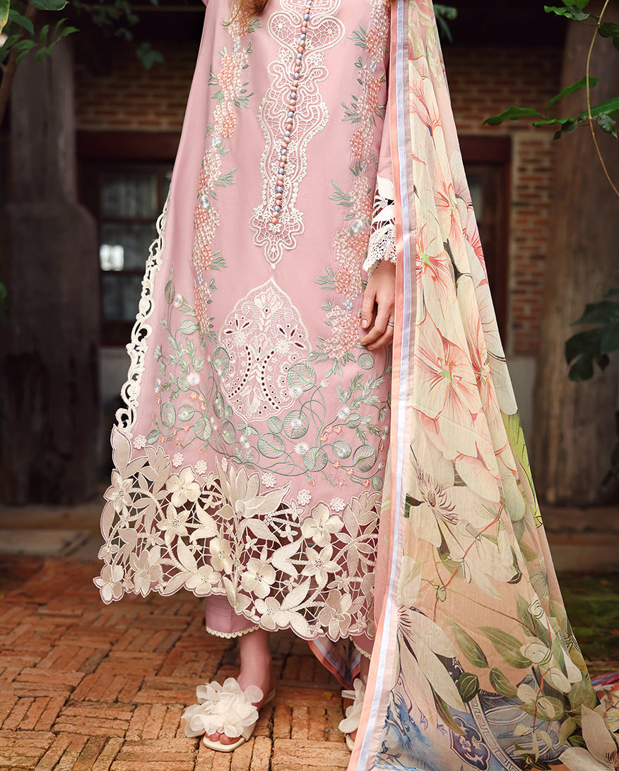 Secret Garden Lawn – Secret Petals
