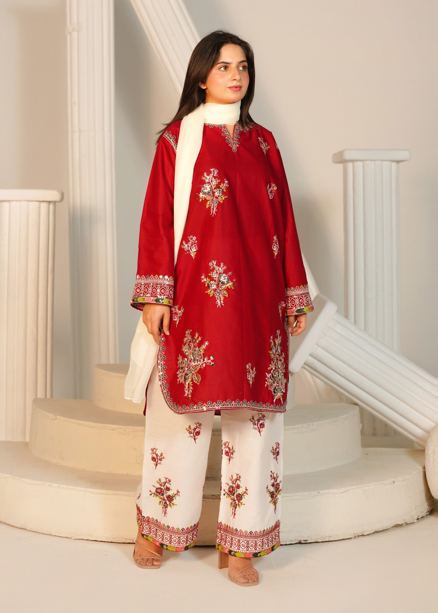 lawn cotton Kurta Set in Off-white, maroon