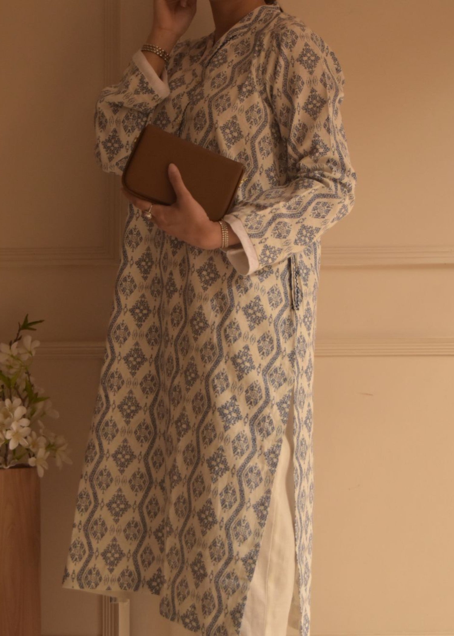 khaddar Kurta Set in Sapphire blue, off-white, navy blue