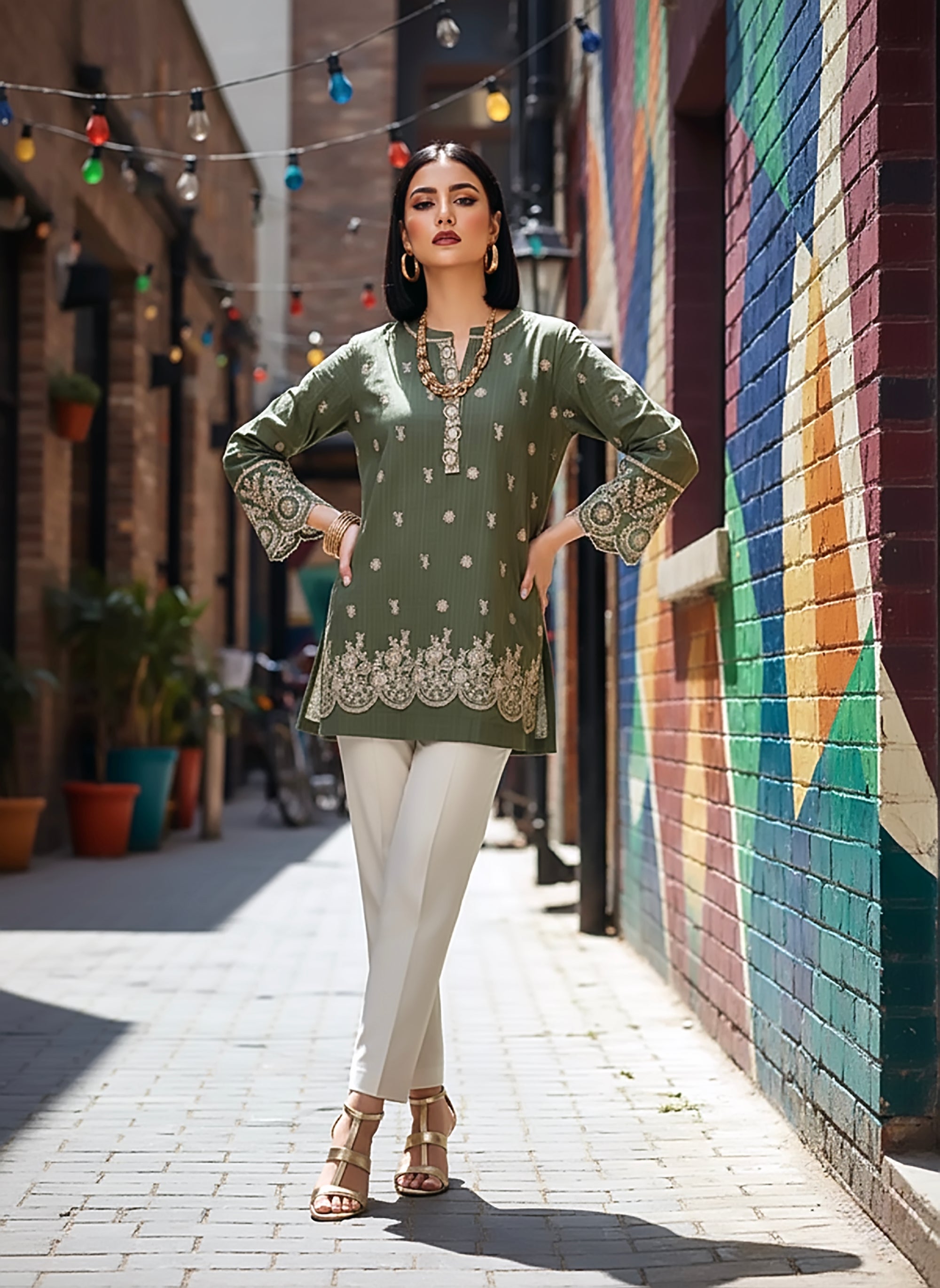 cambric Kurti in Olive green