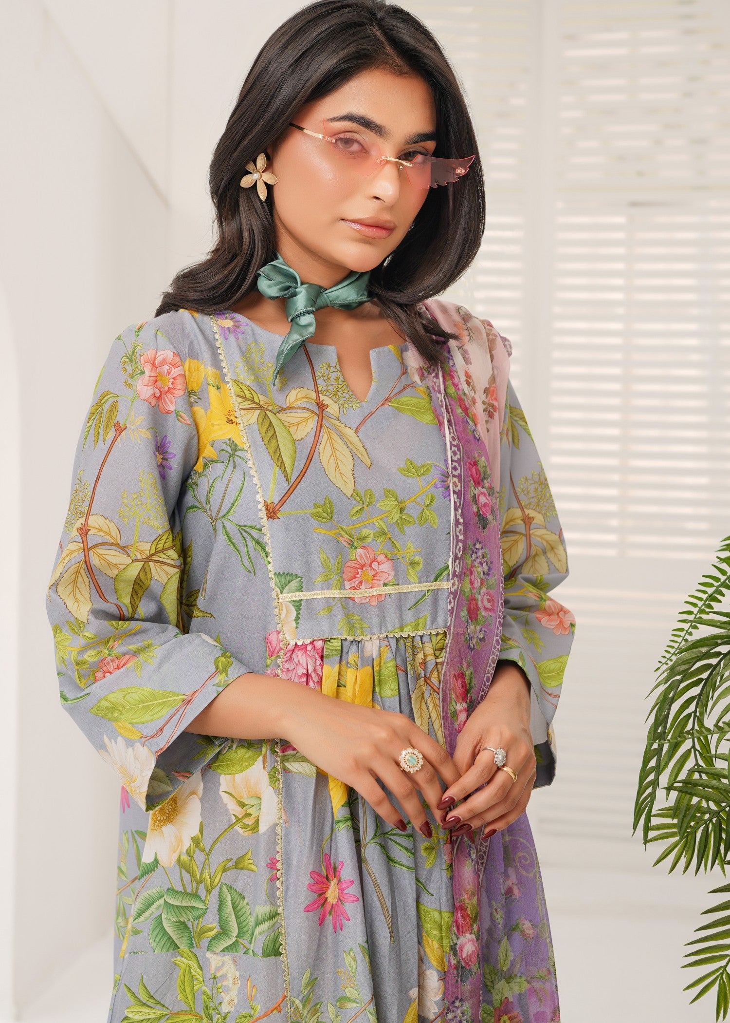 lawn Pishwas in Grey