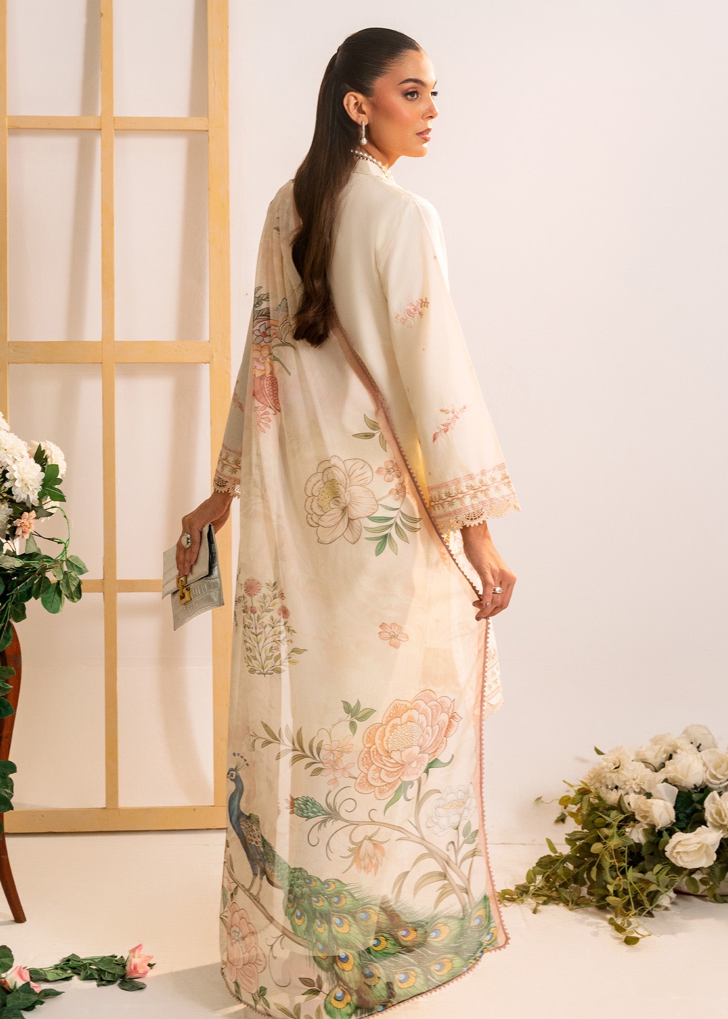 cambric cotton Kurta Set in Off-white