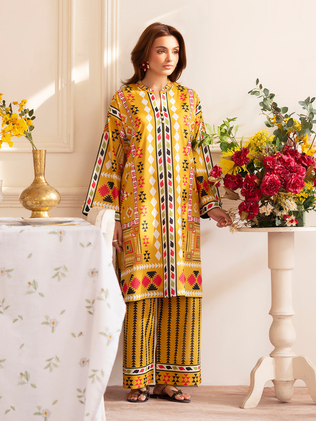 Noir 2PC Lawn – N-02