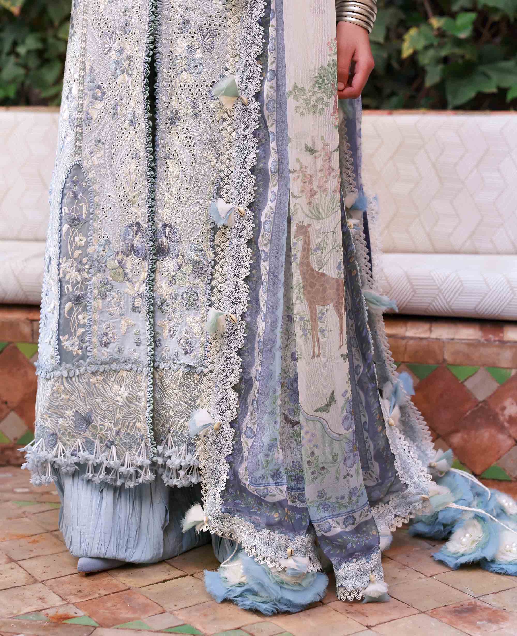 Republic Reine Eid Luxury Lawn – Iris