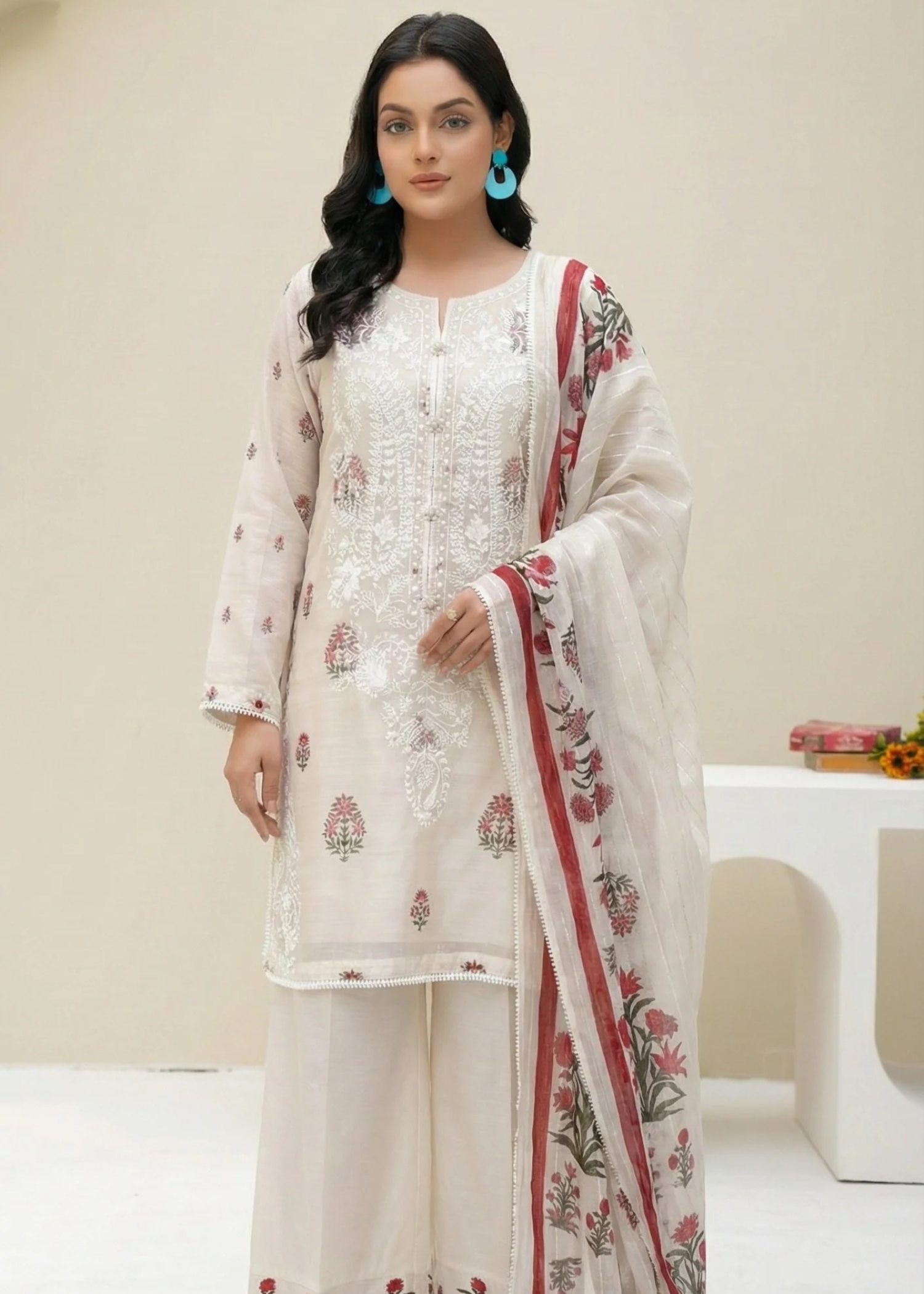 manaar Kurta Set in Off-white