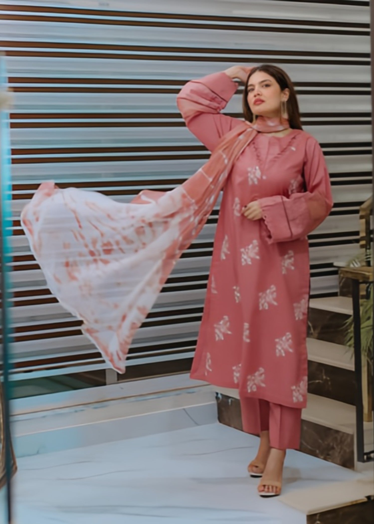 lawn cotton Kurta Set in Flamingo