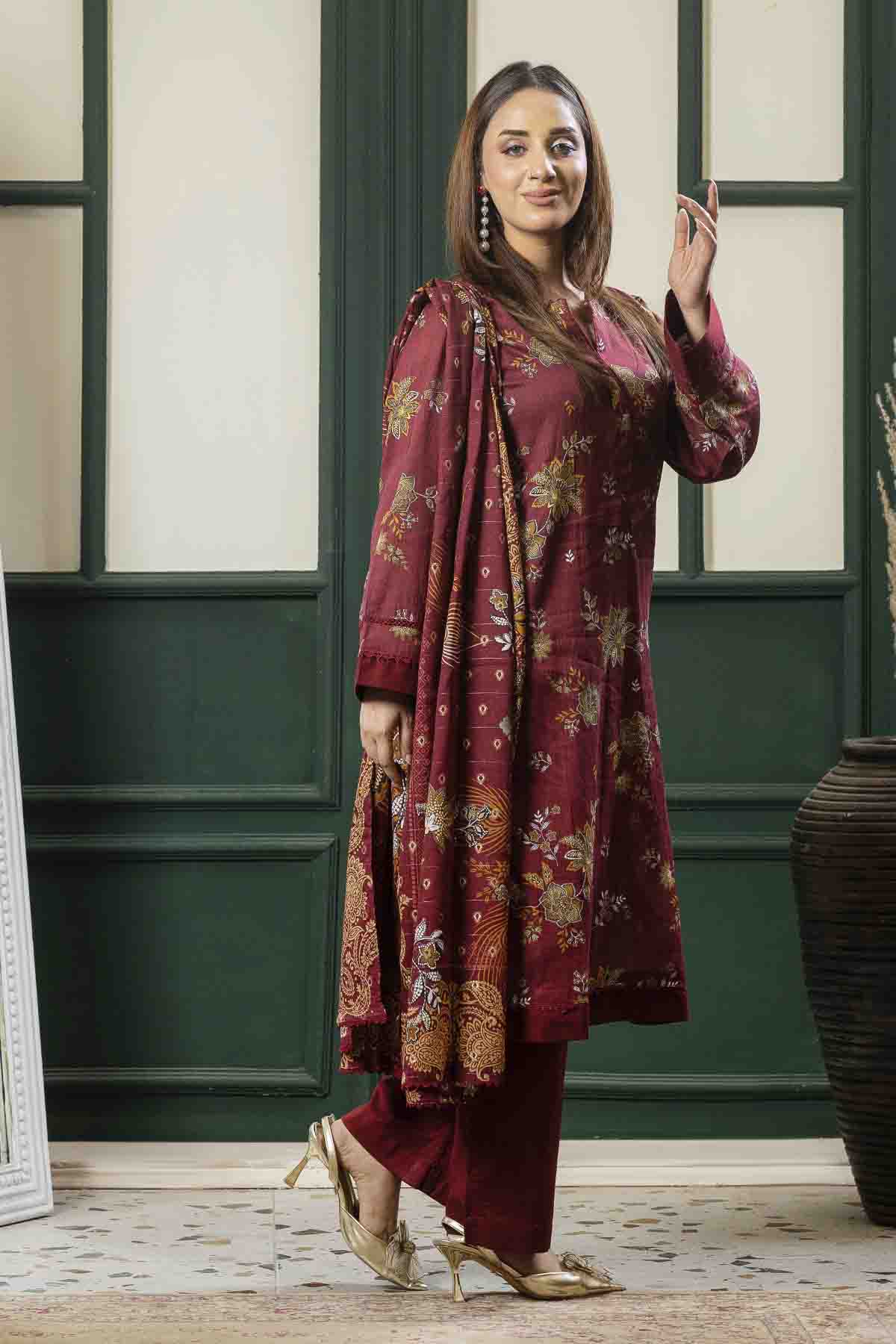 lawn voile Kurta Set in Tan brown