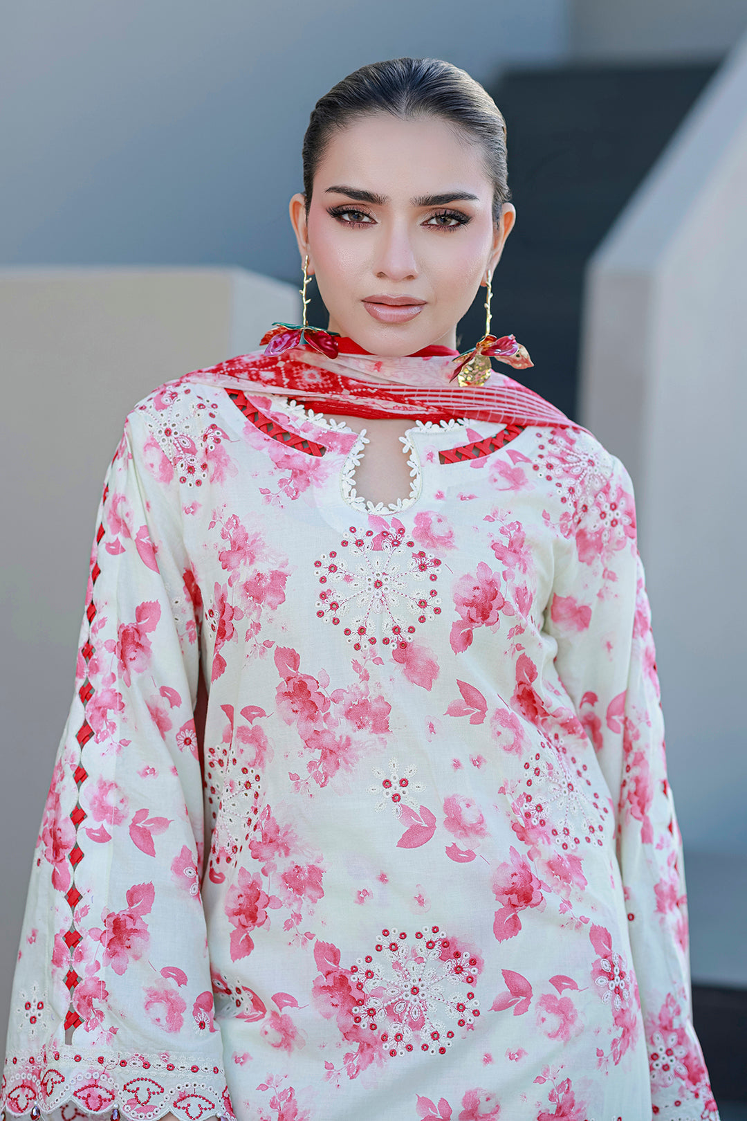 Chikankari Lawn – Z-4068