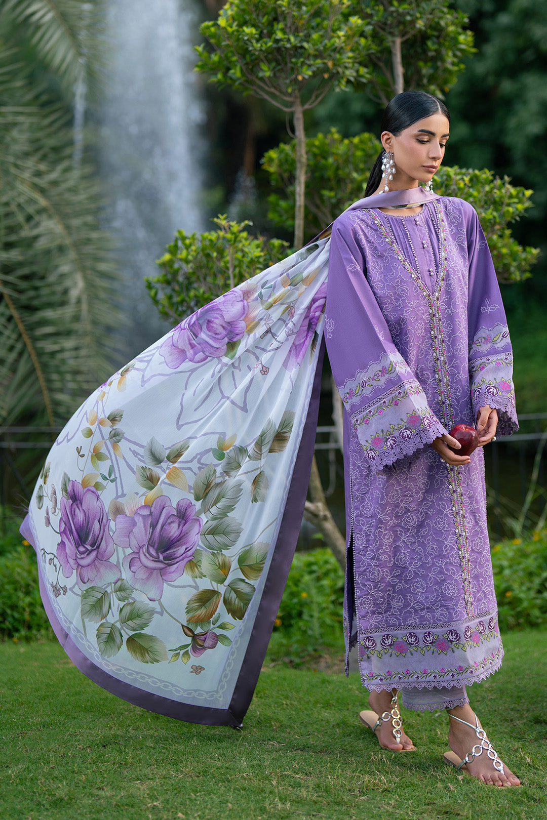 Summer Lawn – 7067-Daria