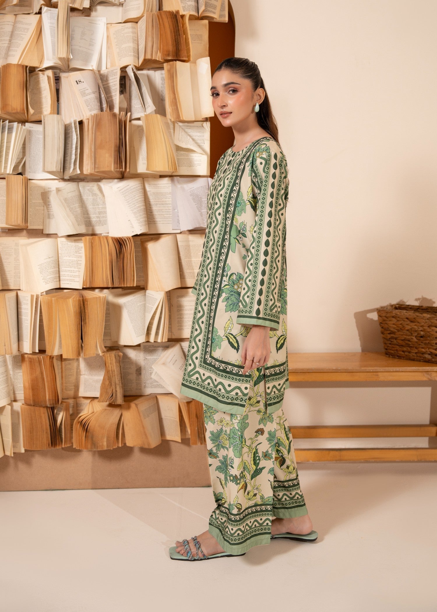 crepe Co Ord Sets in Emerald green