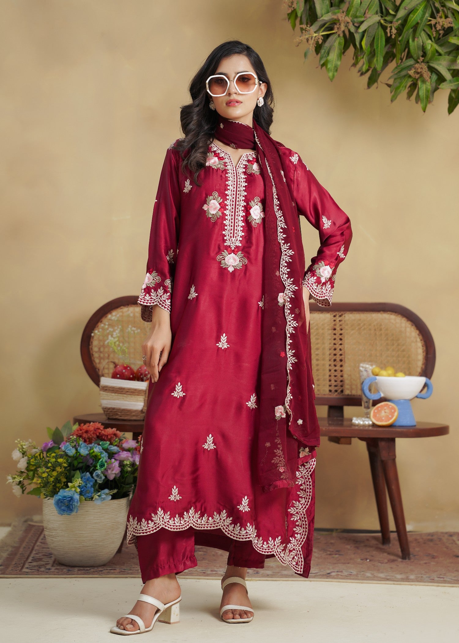 silk Kaftan in Rose red