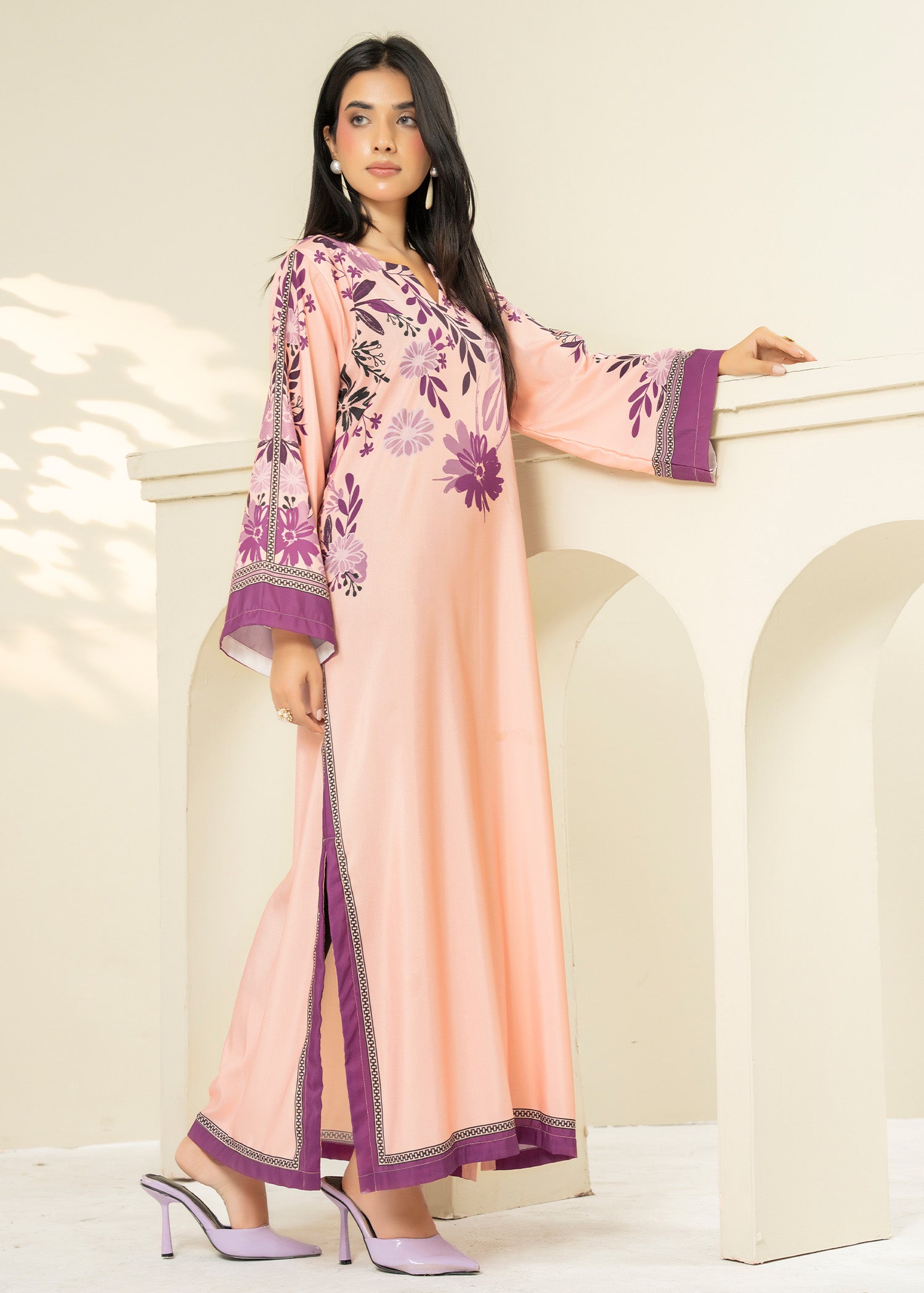 lawn Kaftan in Peach pink