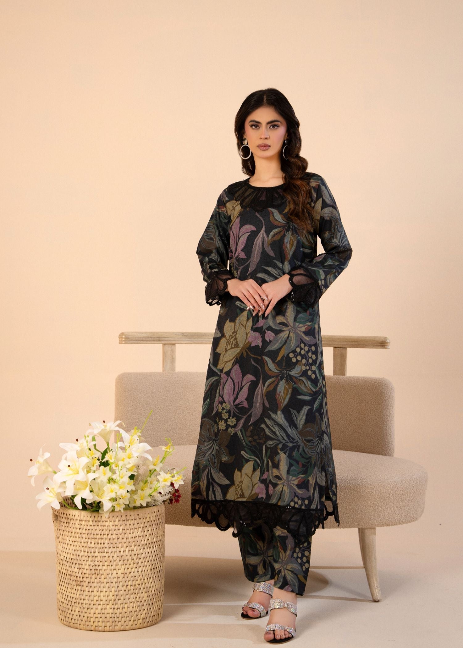 dhanak Kurta Set in Black