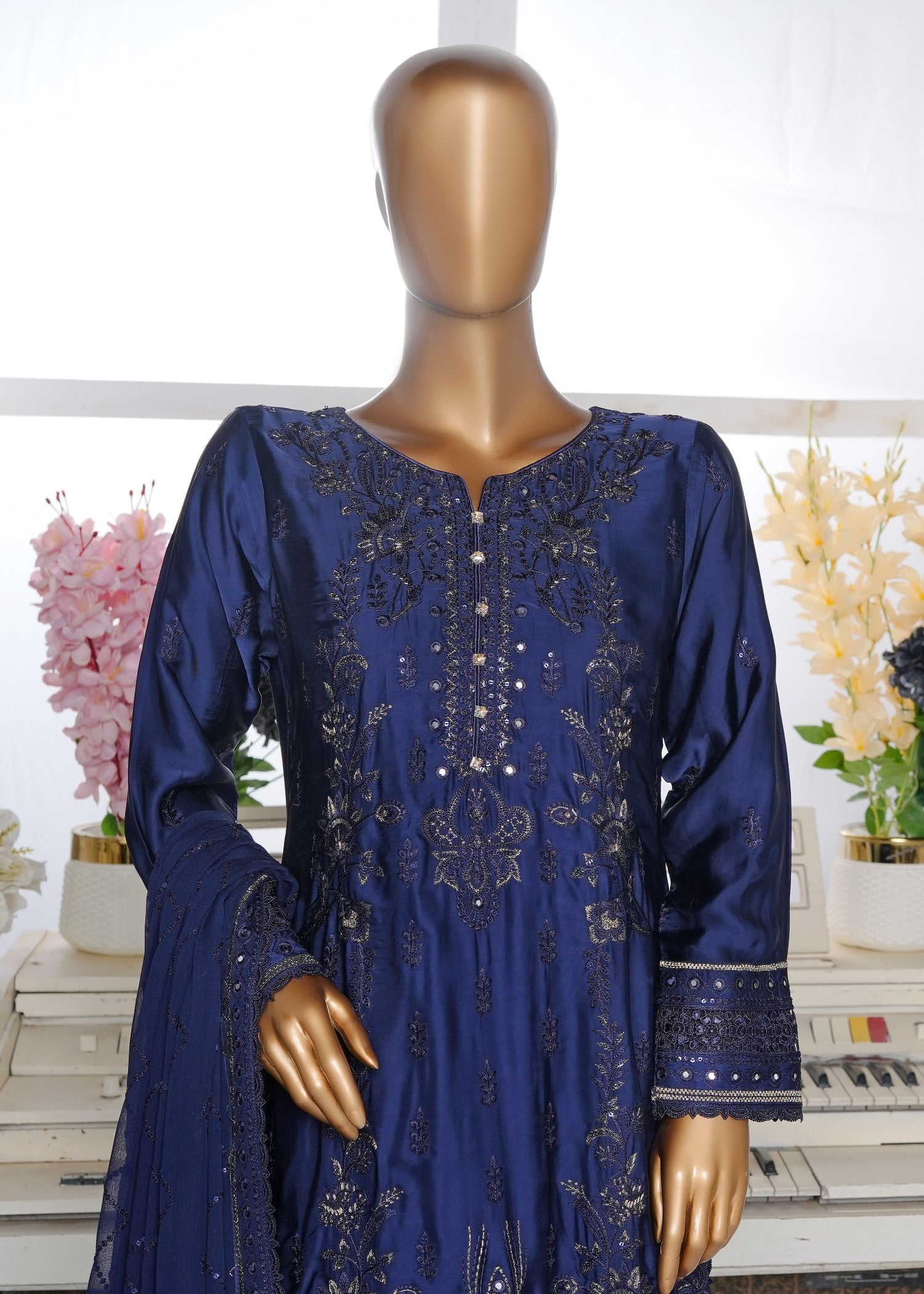 charmuse/shamooz Kurta Set in Midnight blue