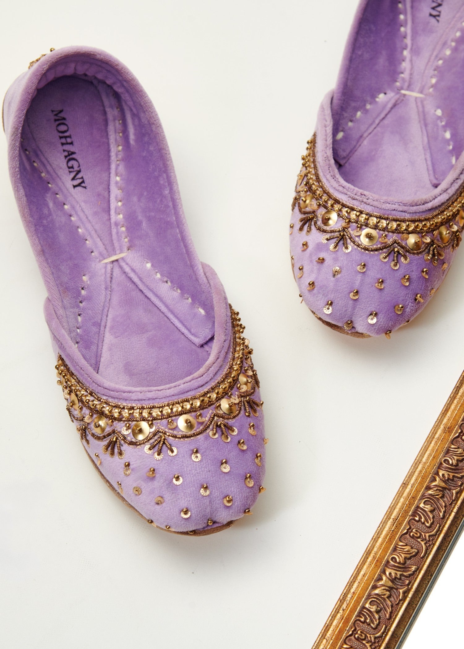 Khussa in Purple by - High Quality Women Khussa EFQ7391