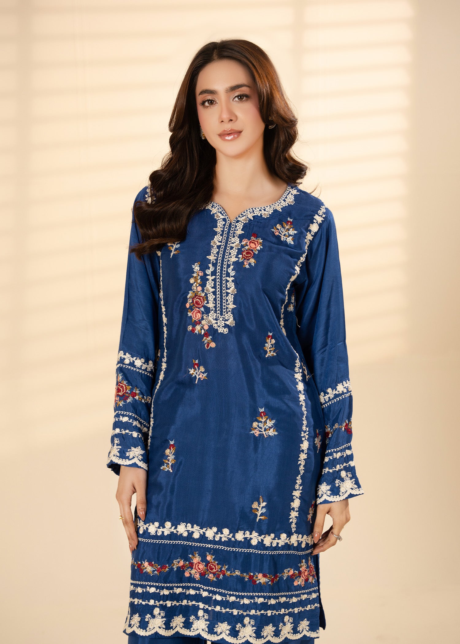 viscose raw silk Kurta Set in Royal blue