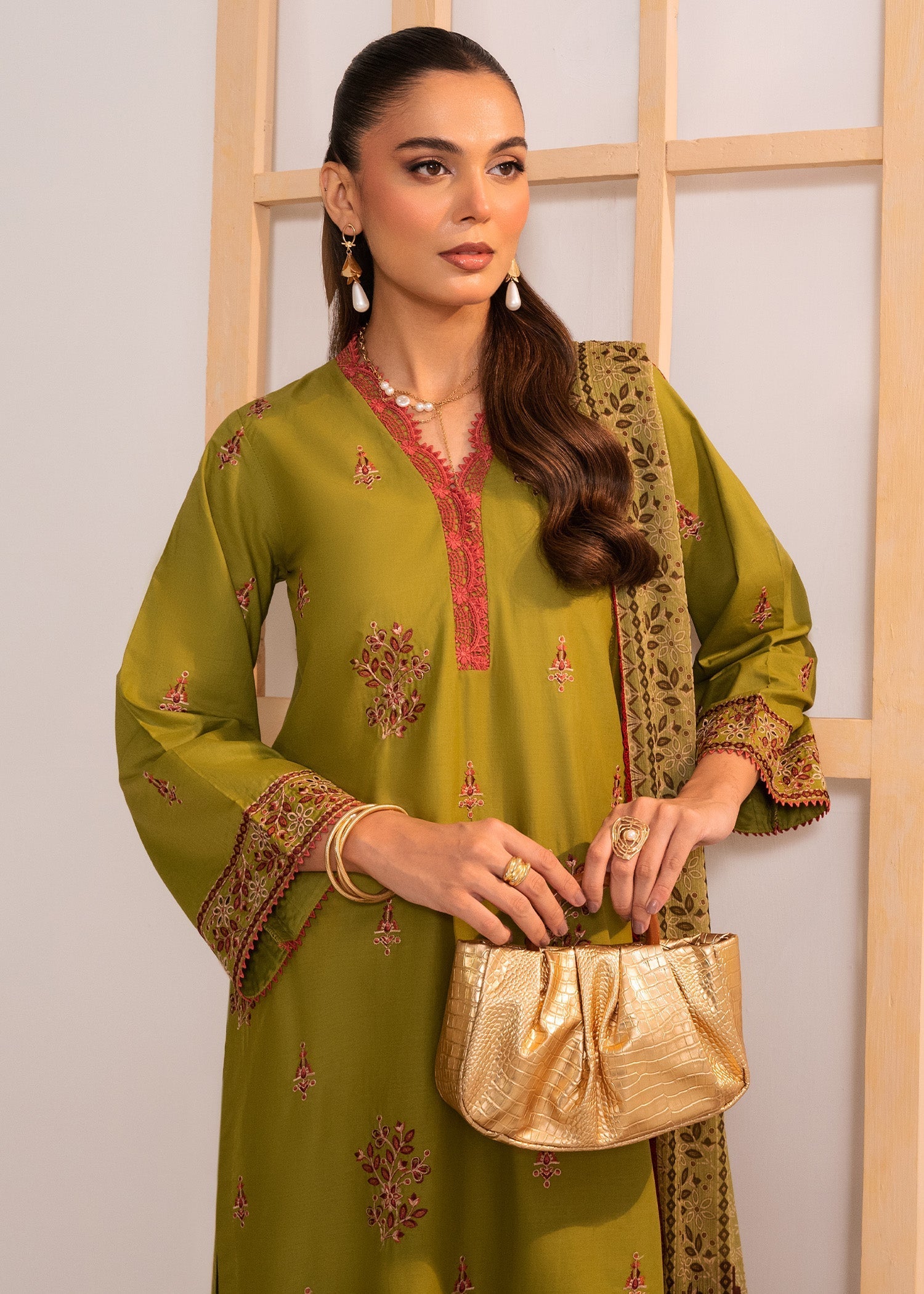 cambric cotton Kurta Set in Olive green