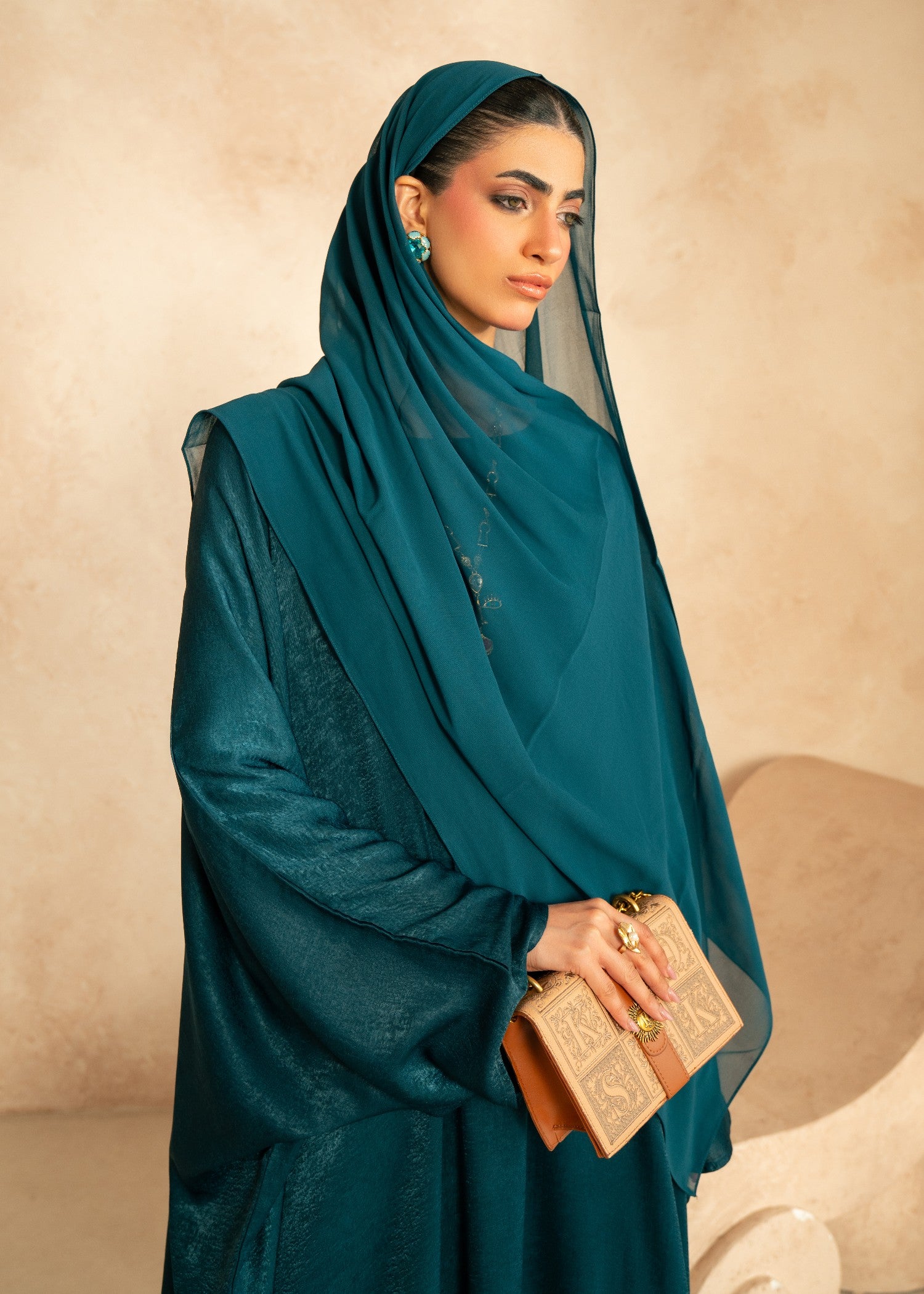 nidha blend Abaya in Teal