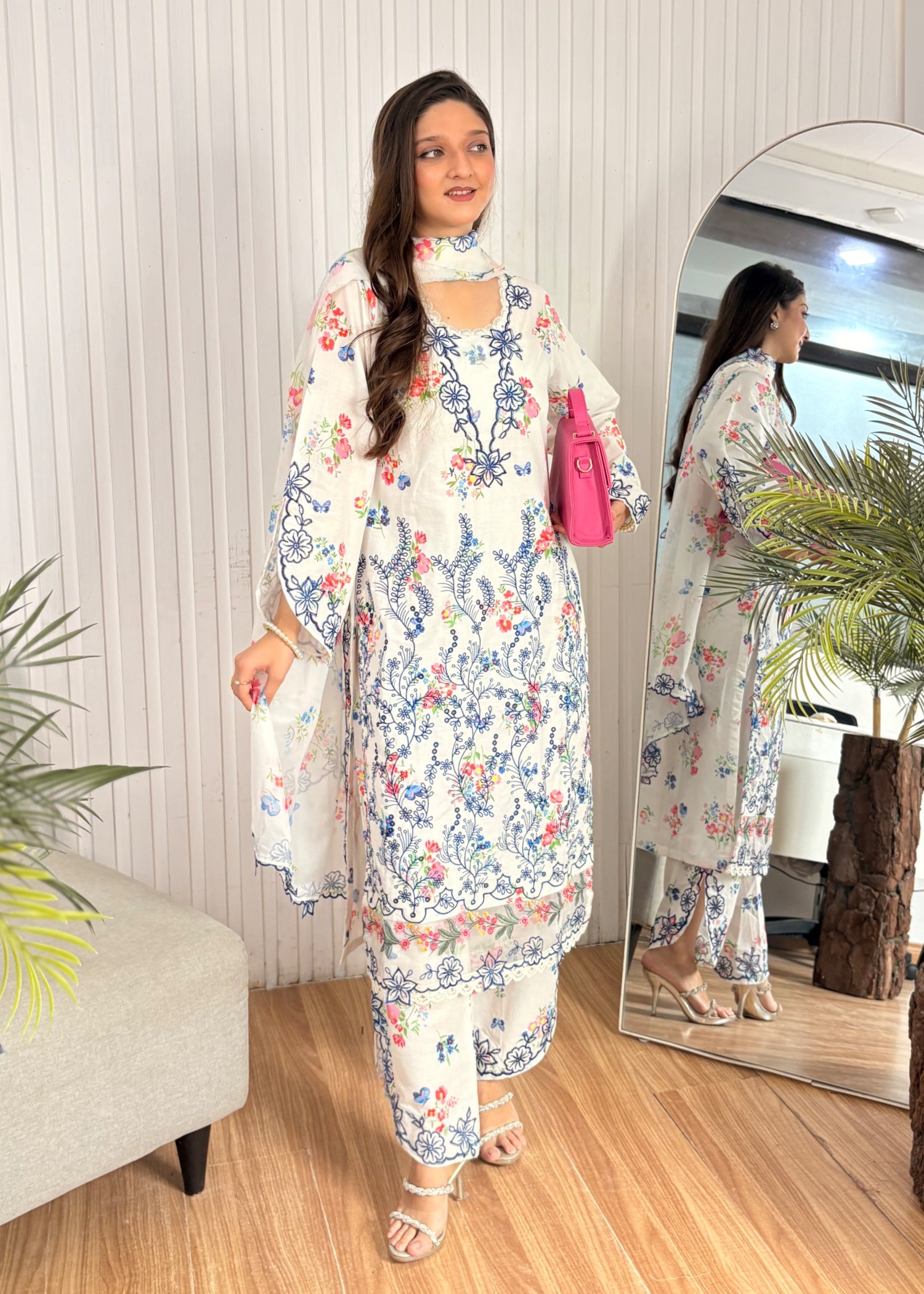 lawn Kurta Set in Multi, white