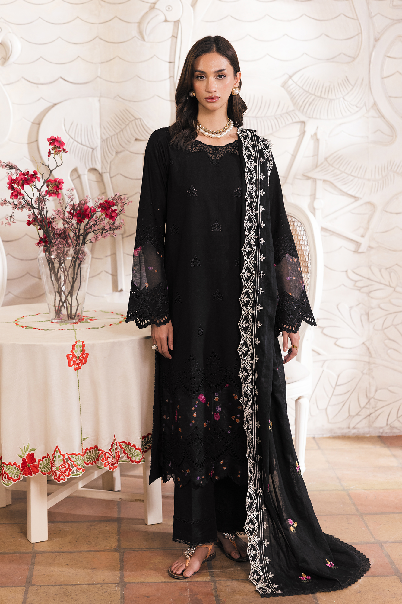 Nissa Chikankari Lawn – N-11