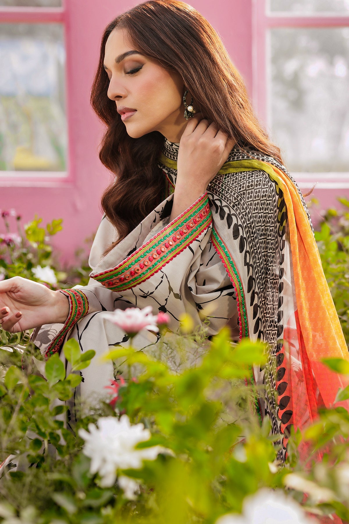 Rang-e-Bahar Lawn – CRB6-02