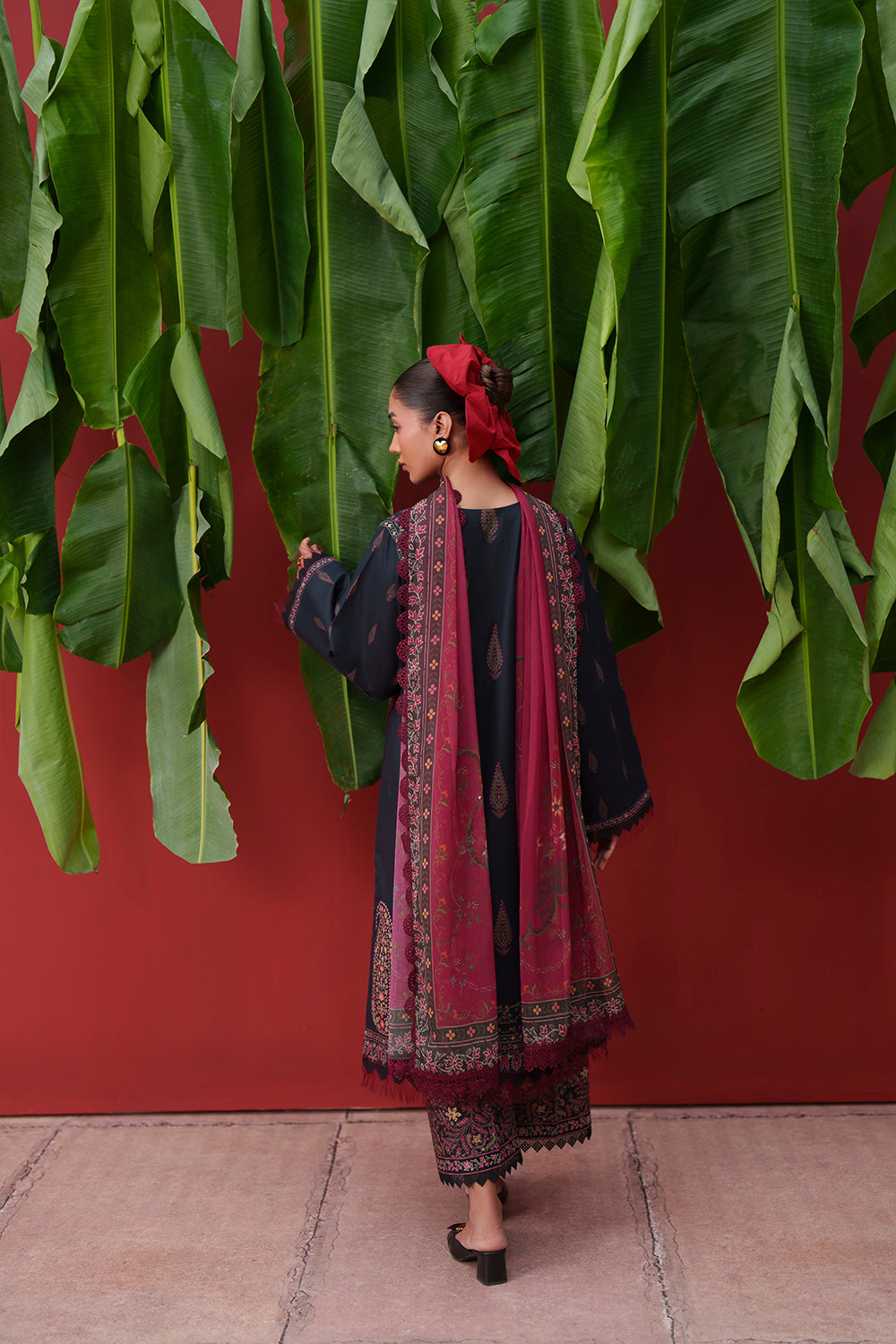 Laanem Luxury Lawn – AZAI-A-SRL26-03